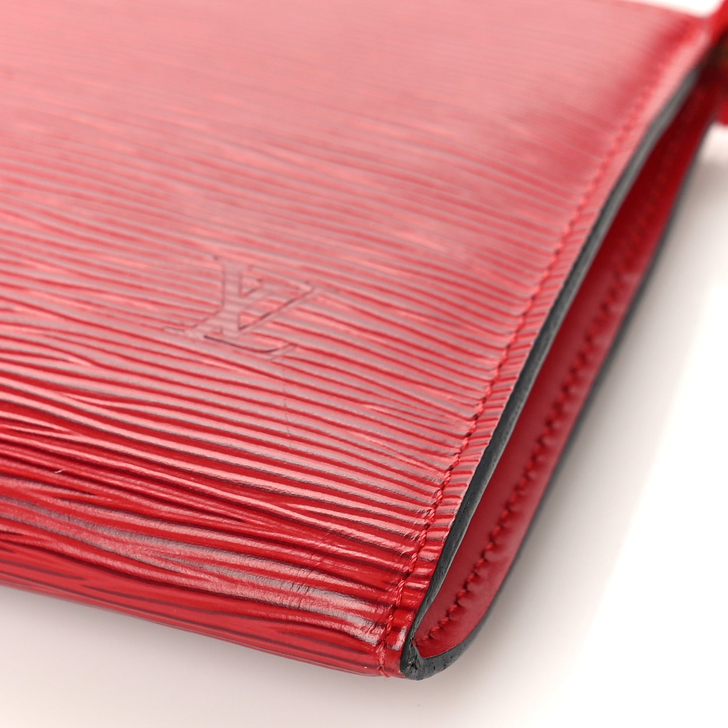 Epi Pochette Accessories 24 Castillan Red