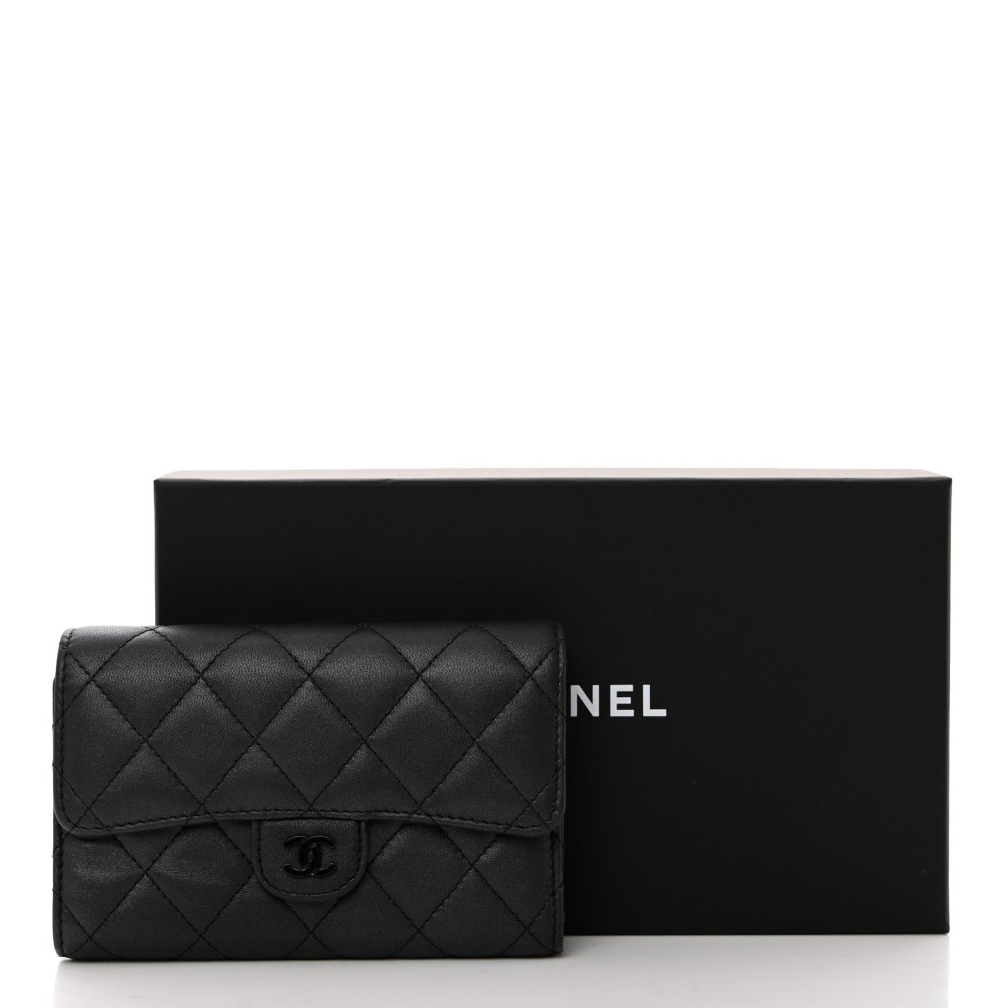 Lambskin Quilted Medium Flap Wallet So Black