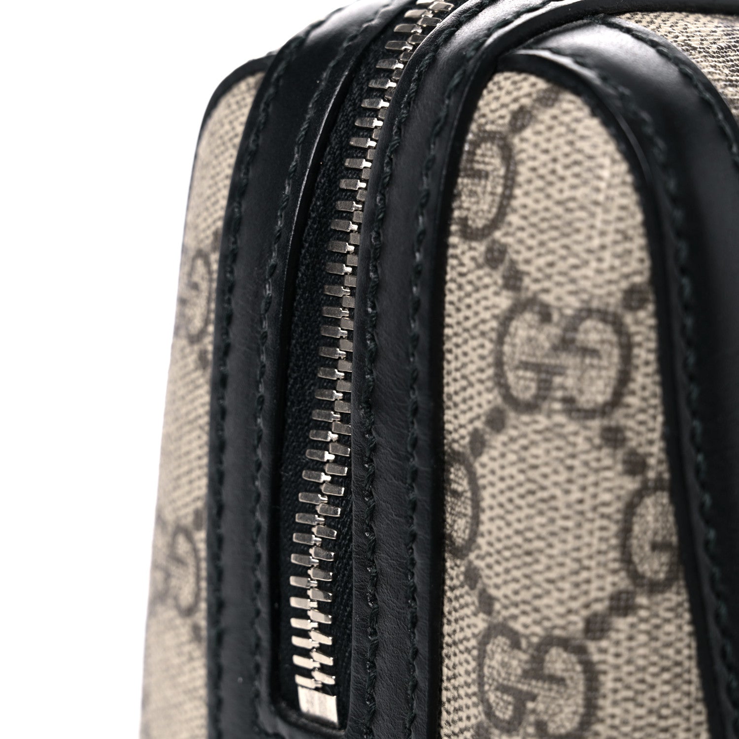 Gucci GG Supreme Monogram Toiletry Case Black 18 of 18