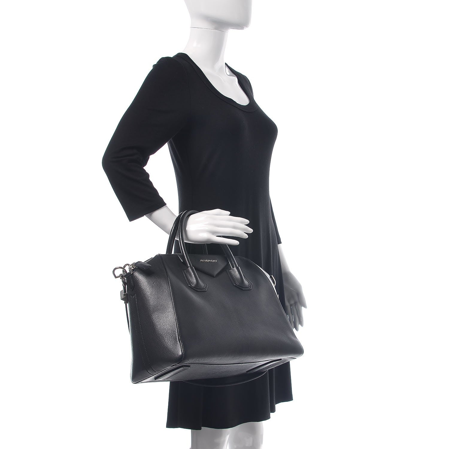 Givenchy Sugar Goatskin Medium Antigona Black 2 of 17