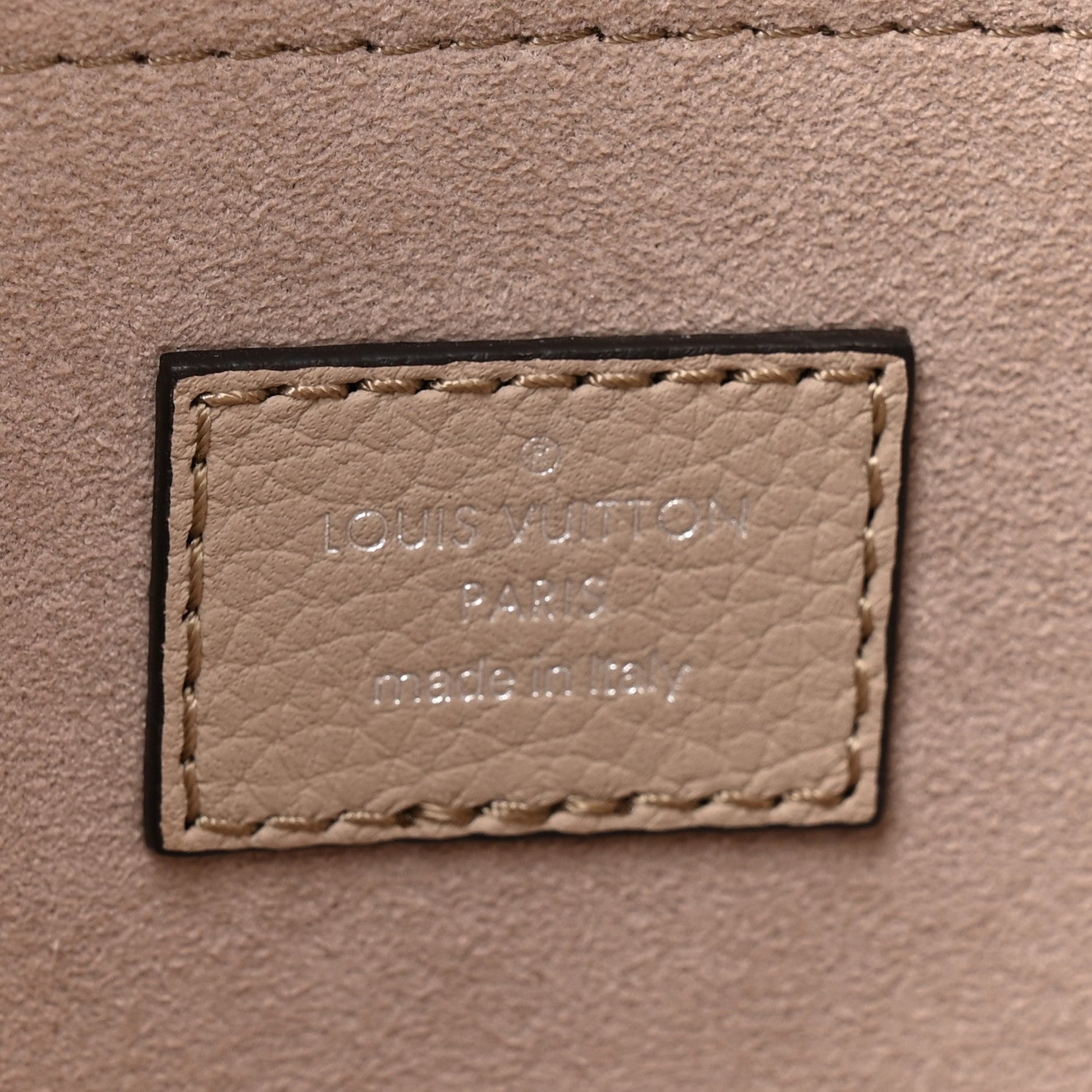 Louis Vuitton Mahina Baia MM Galet 6 of 11