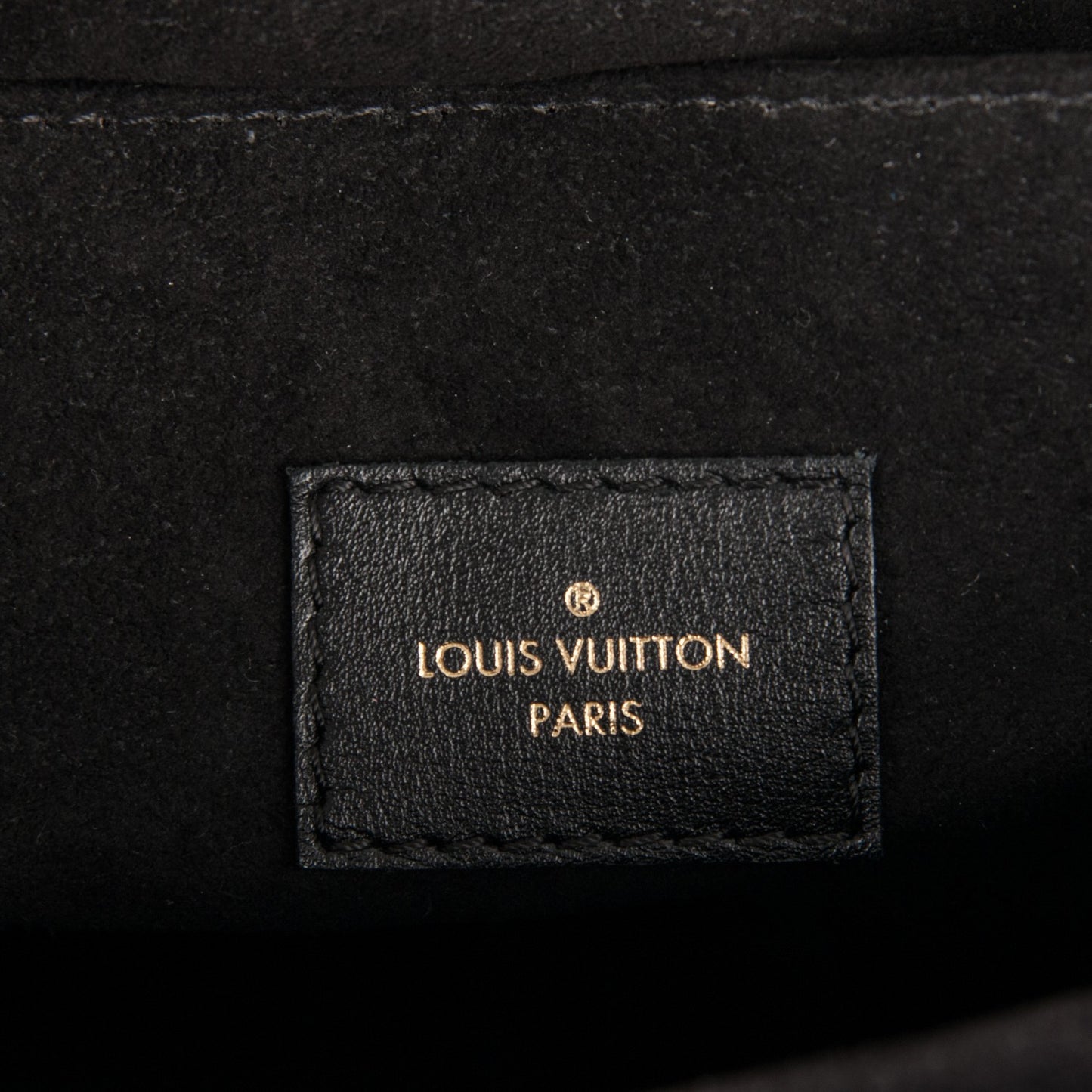 Reverse Monogram Pochette Metis