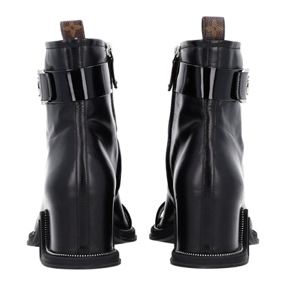 Louis Vuitton Patent Calfskin Moonlight Boots 39 Black 6 of 10