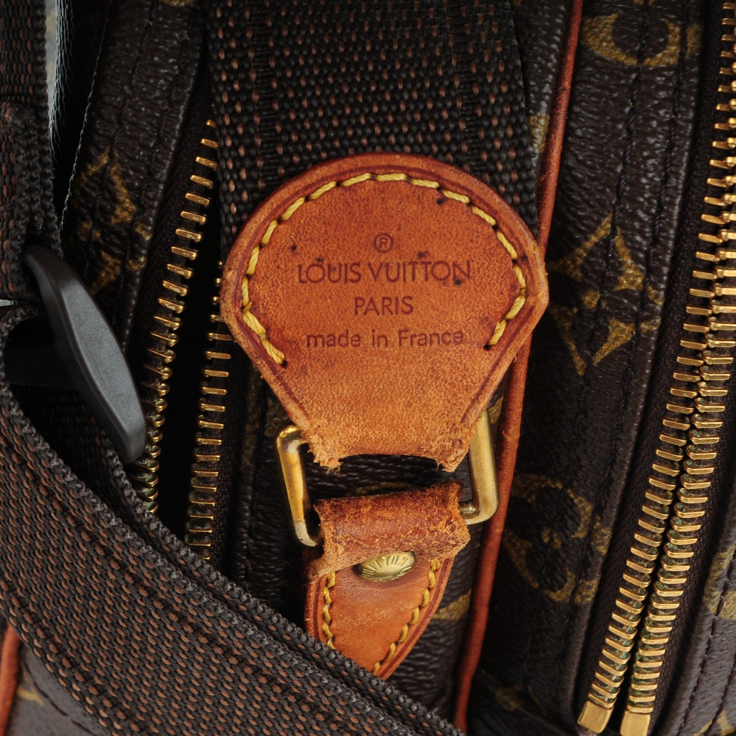 Louis Vuitton Monogram Reporter PM 6 of 10