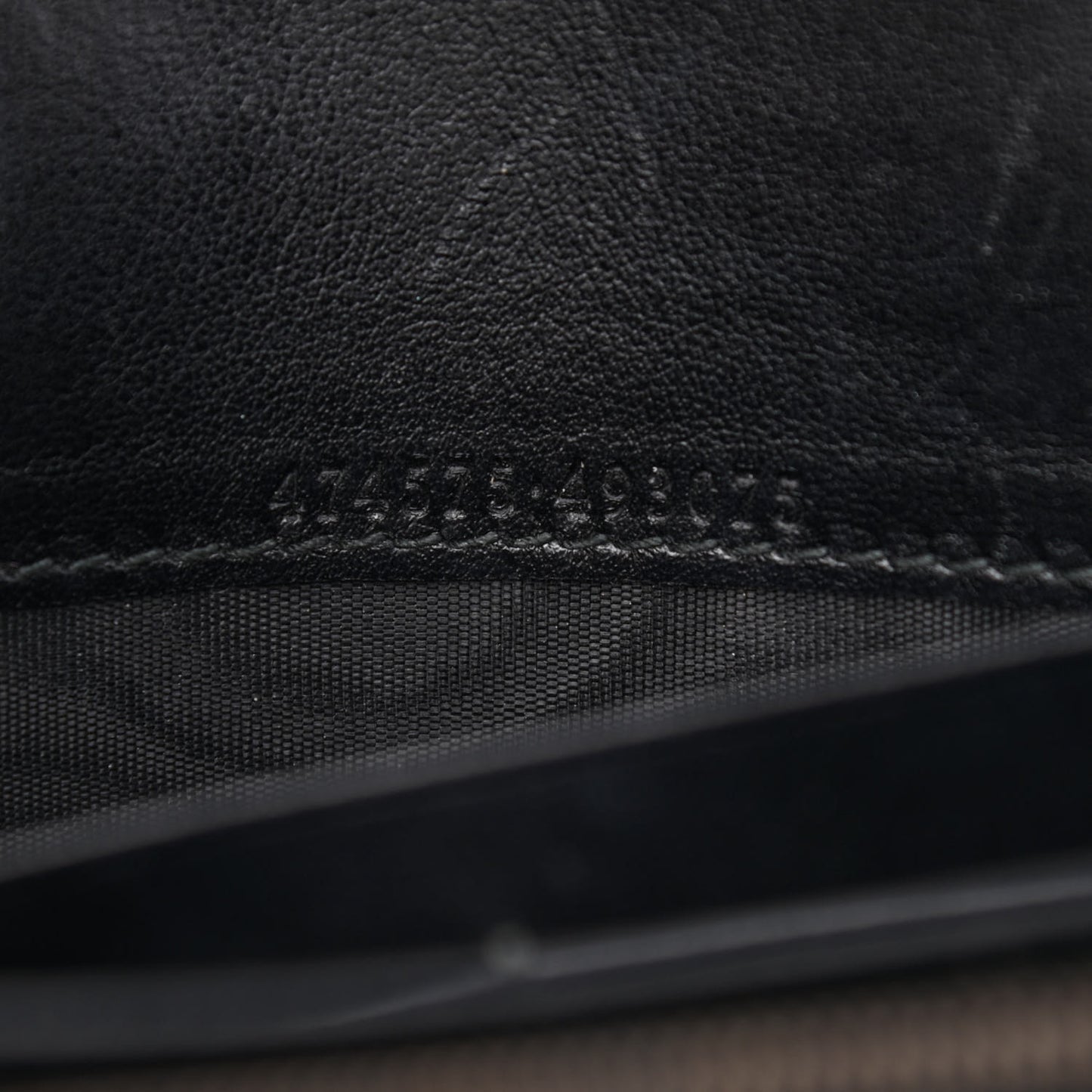 Calfskin Matelasse GG Marmont Chain Wallet Black