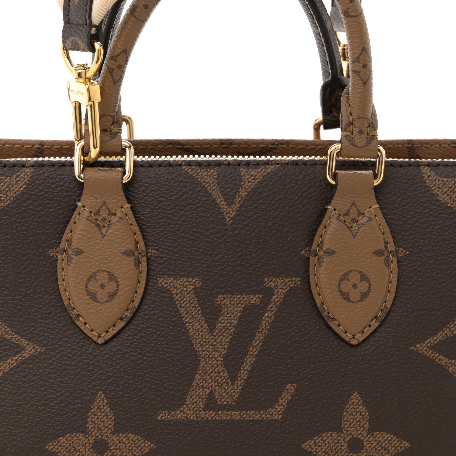 Louis Vuitton Reverse Monogram Giant OnTheGo East West 7 of 9