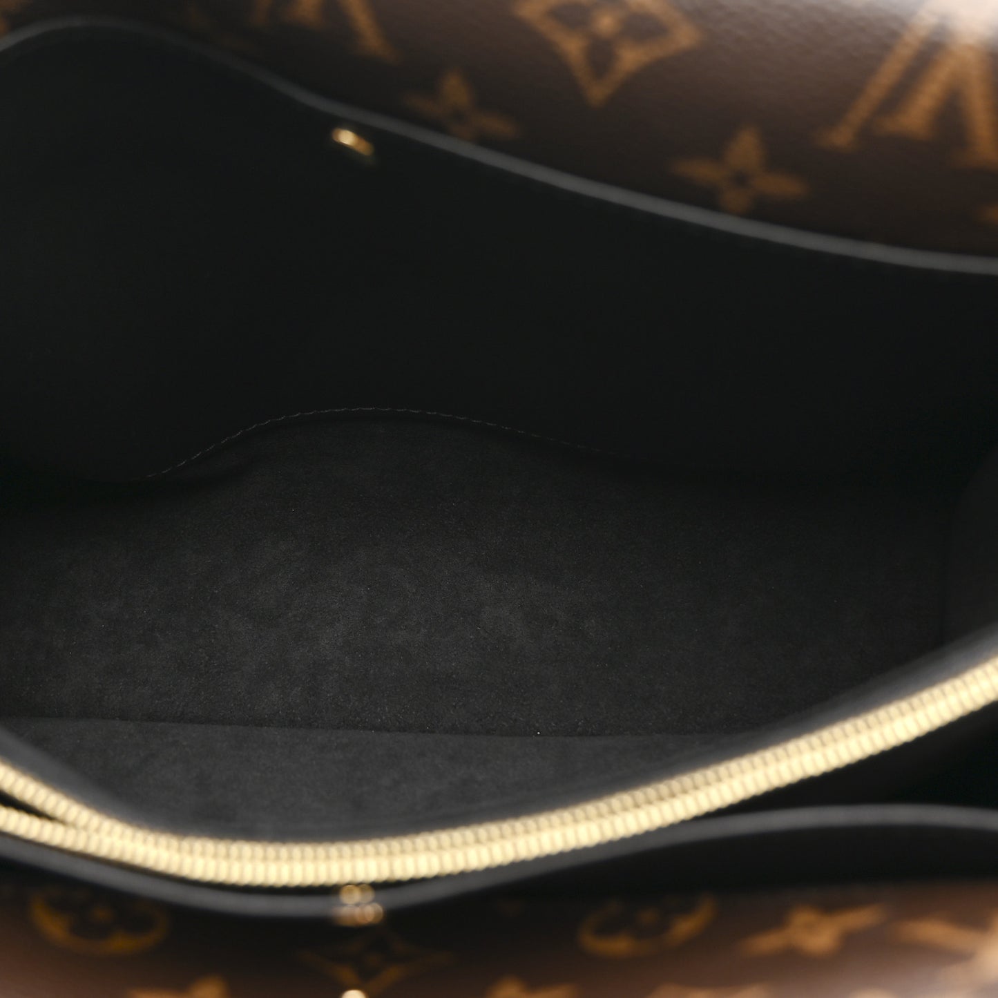 Grained Calfskin Monogram Double V Black