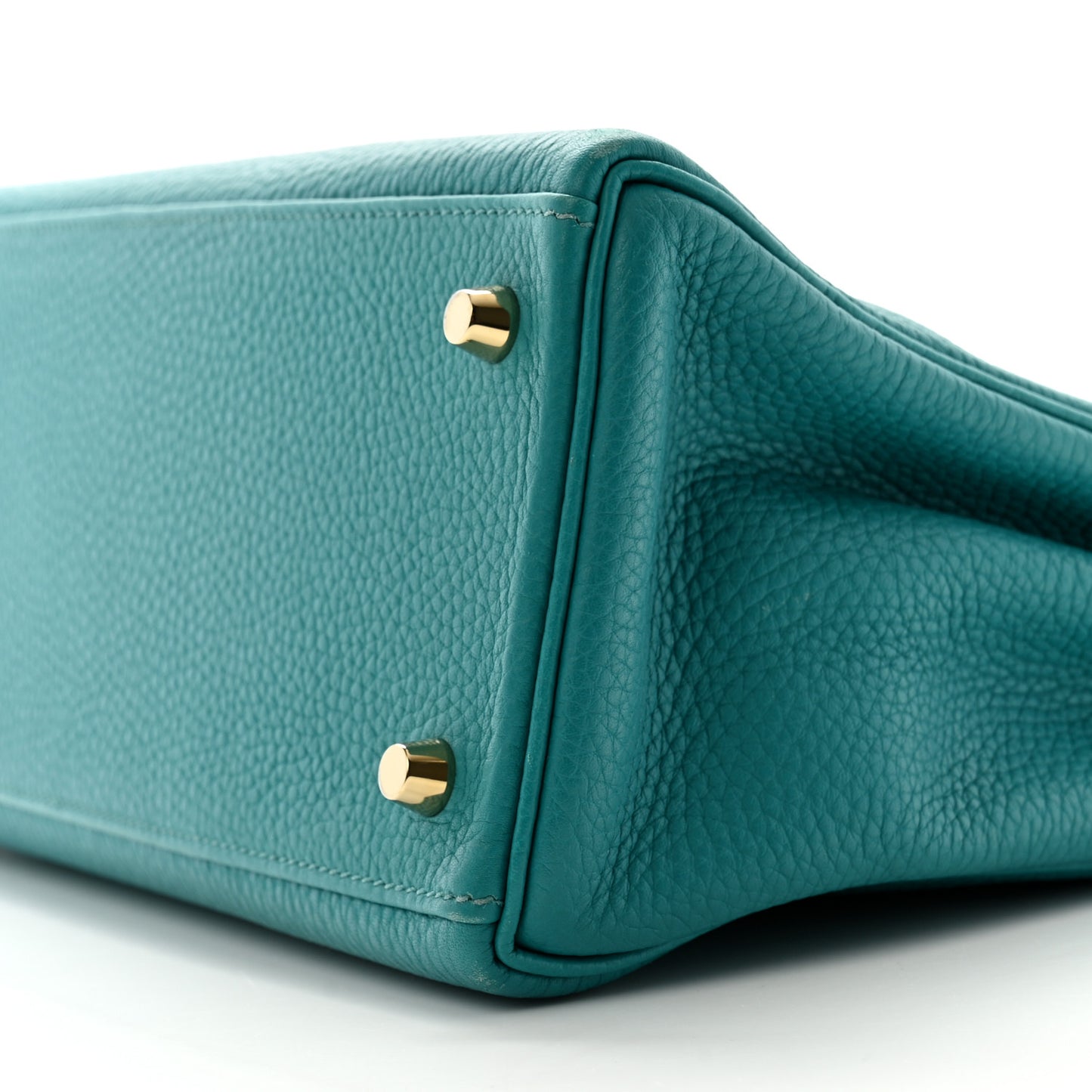 Taurillon Clemence Kelly Retourne 28 Bleu Paon