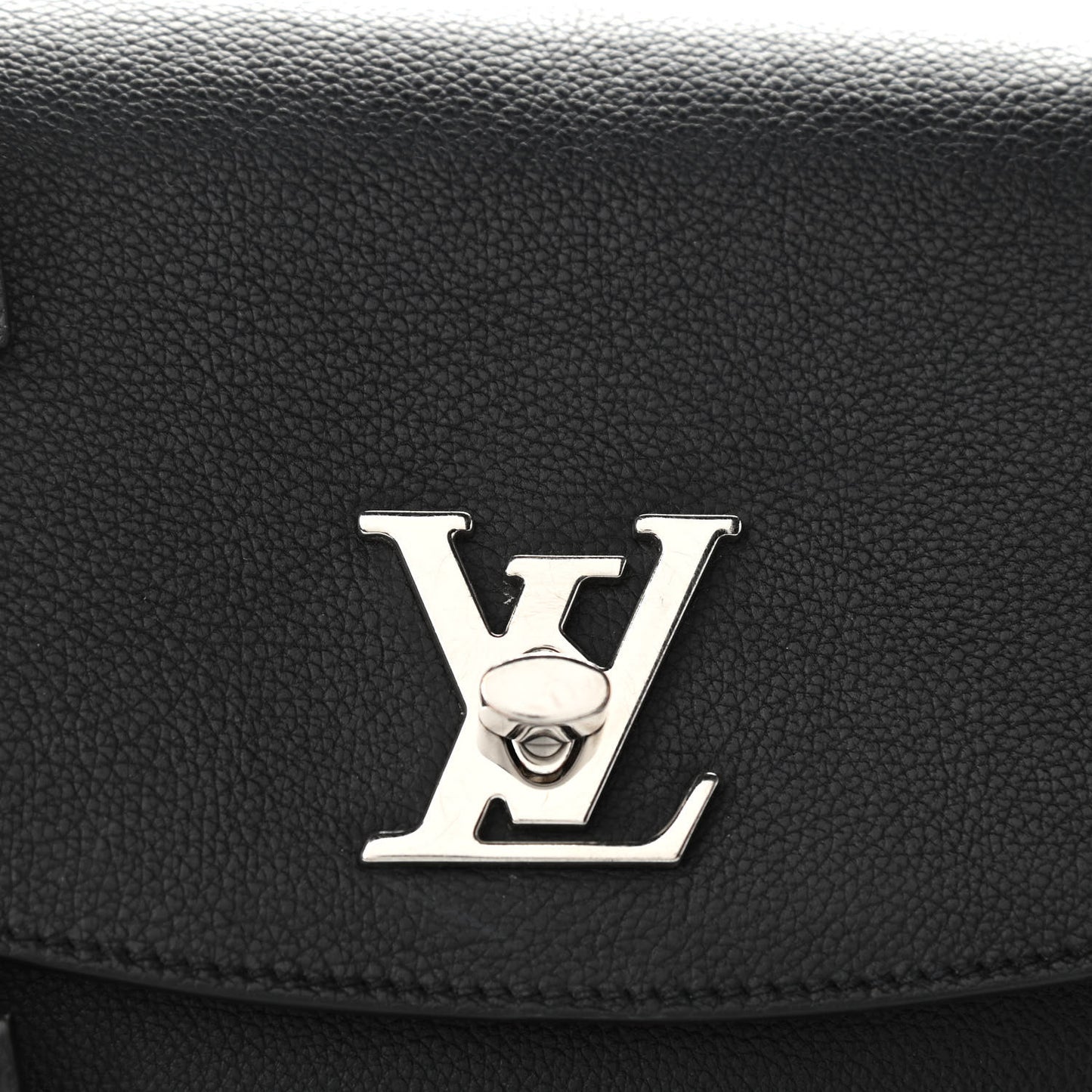 Soft Calfskin Lockme Ever MM Black