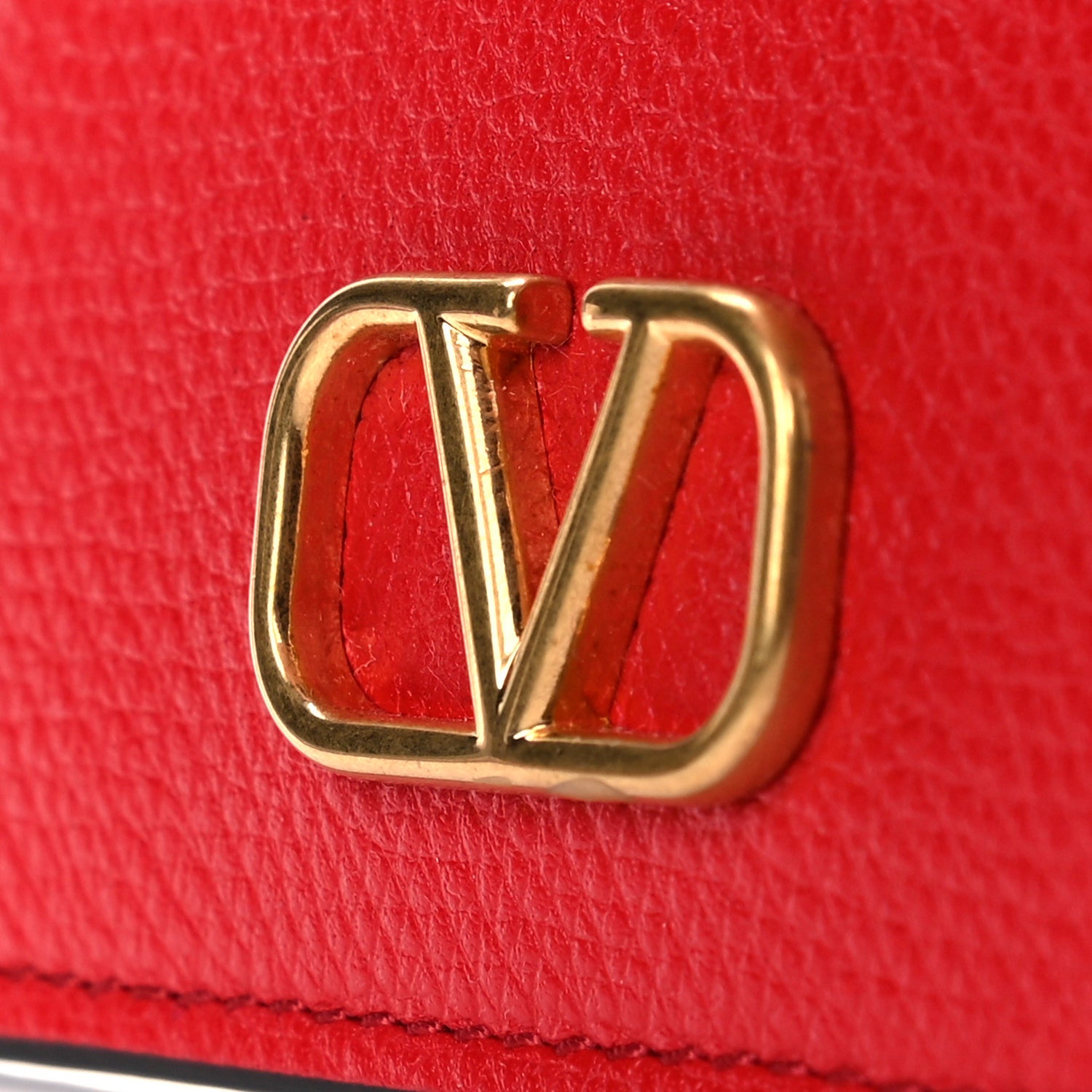 Valentino Garavani Grained Calfskin VLogo Card Holder Rouge Pur 7 of 8