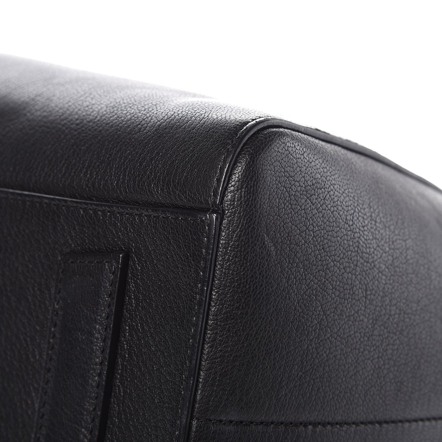 Sugar Goatskin Medium Antigona Black