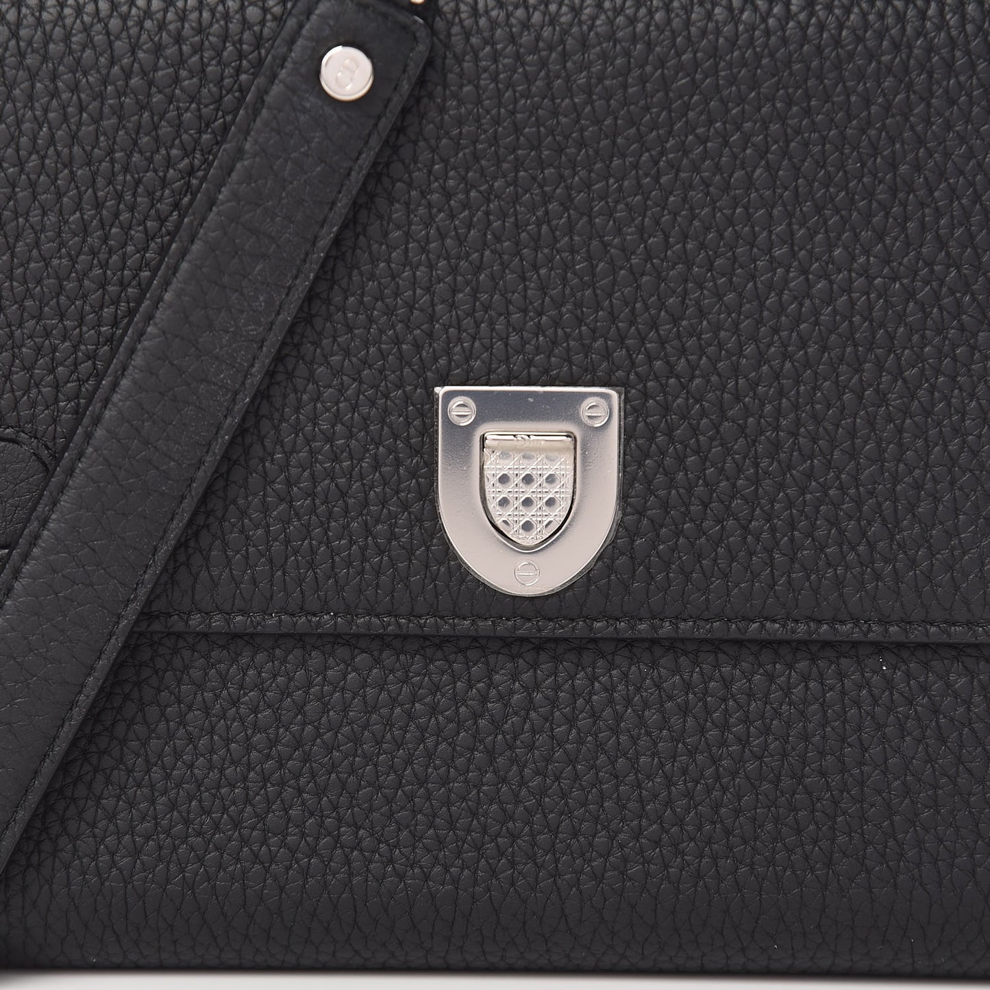 Grained Calfskin Diorever Wallet On Chain Black