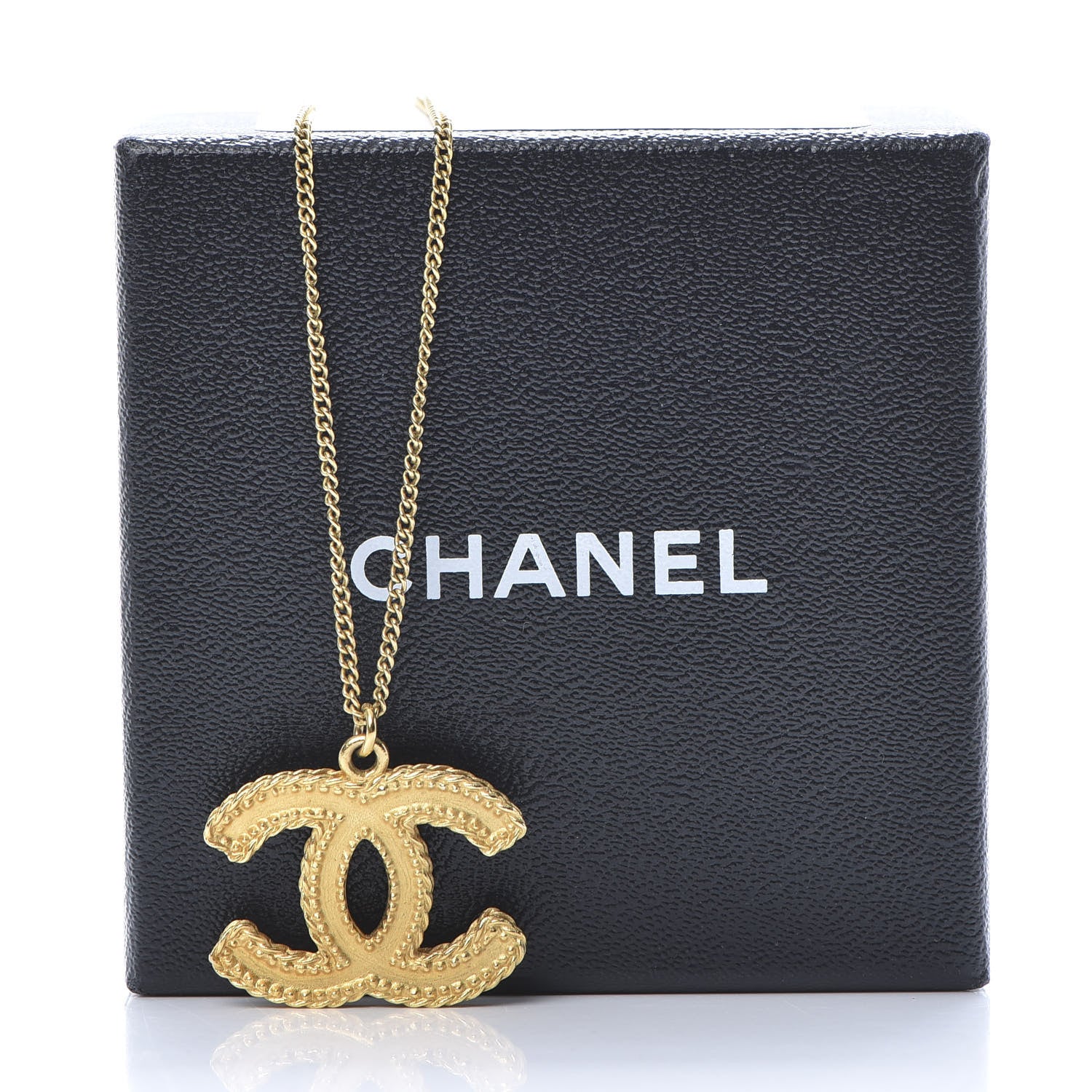 Chanel Metal CC Necklace Matte Gold 5 of 5