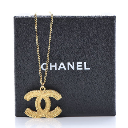 Chanel Metal CC Necklace Matte Gold 5 of 5