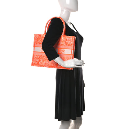 Christian Dior Canvas Embroidered Medium Dioriviera Toile De Jouy Book Tote Orange 2 of 12