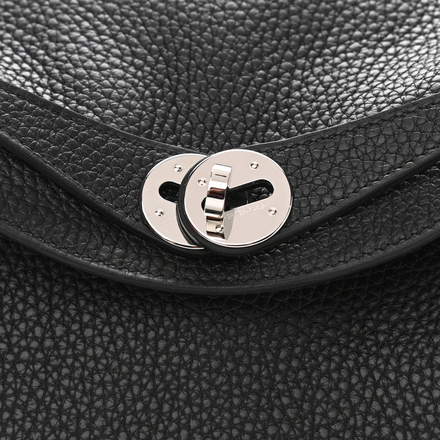 Taurillon Clemence Lindy 26 Black