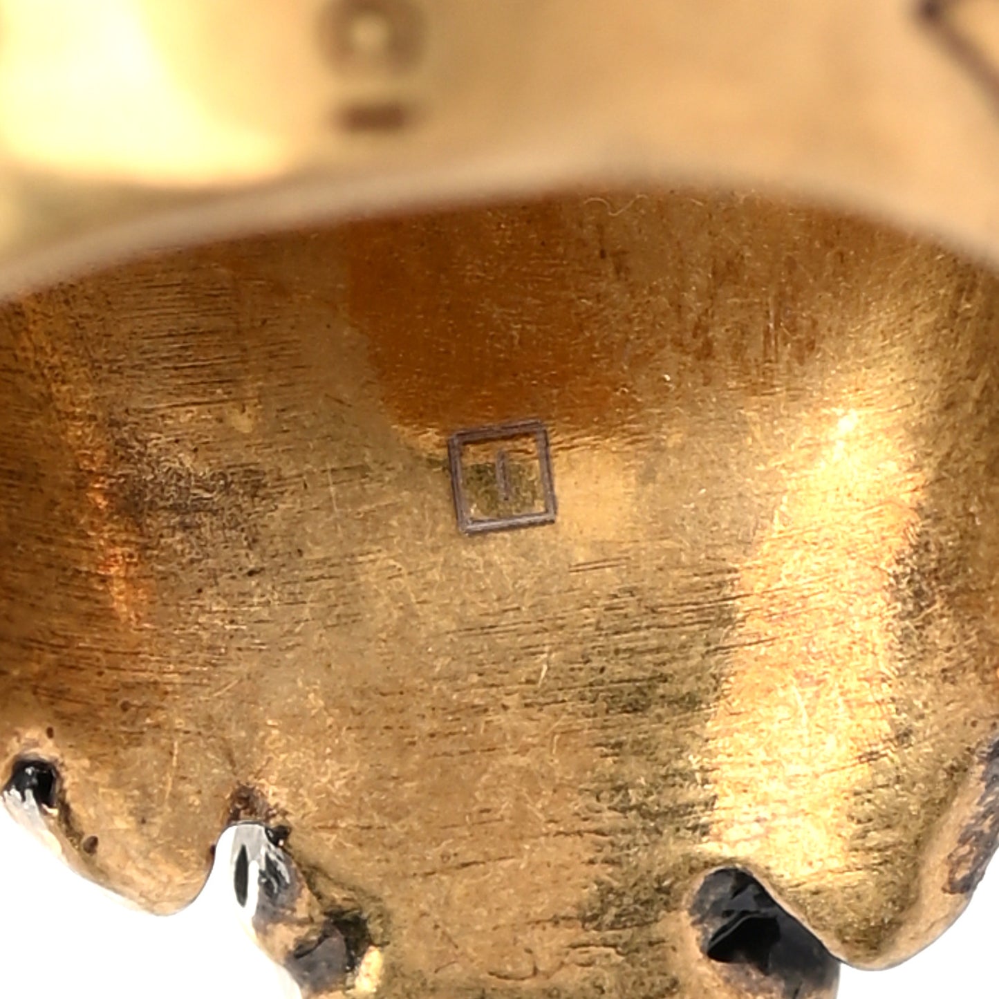 Metal Glass Pearl Lion Head Ring 6.25 Aged Gold