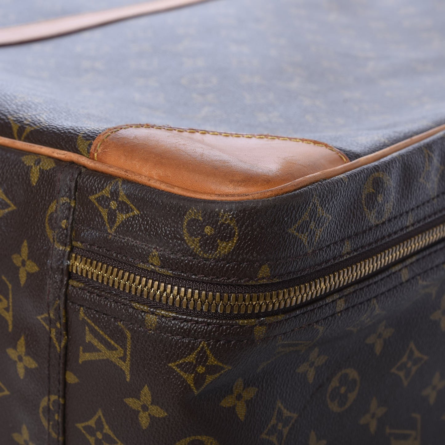 Monogram Sirius 70