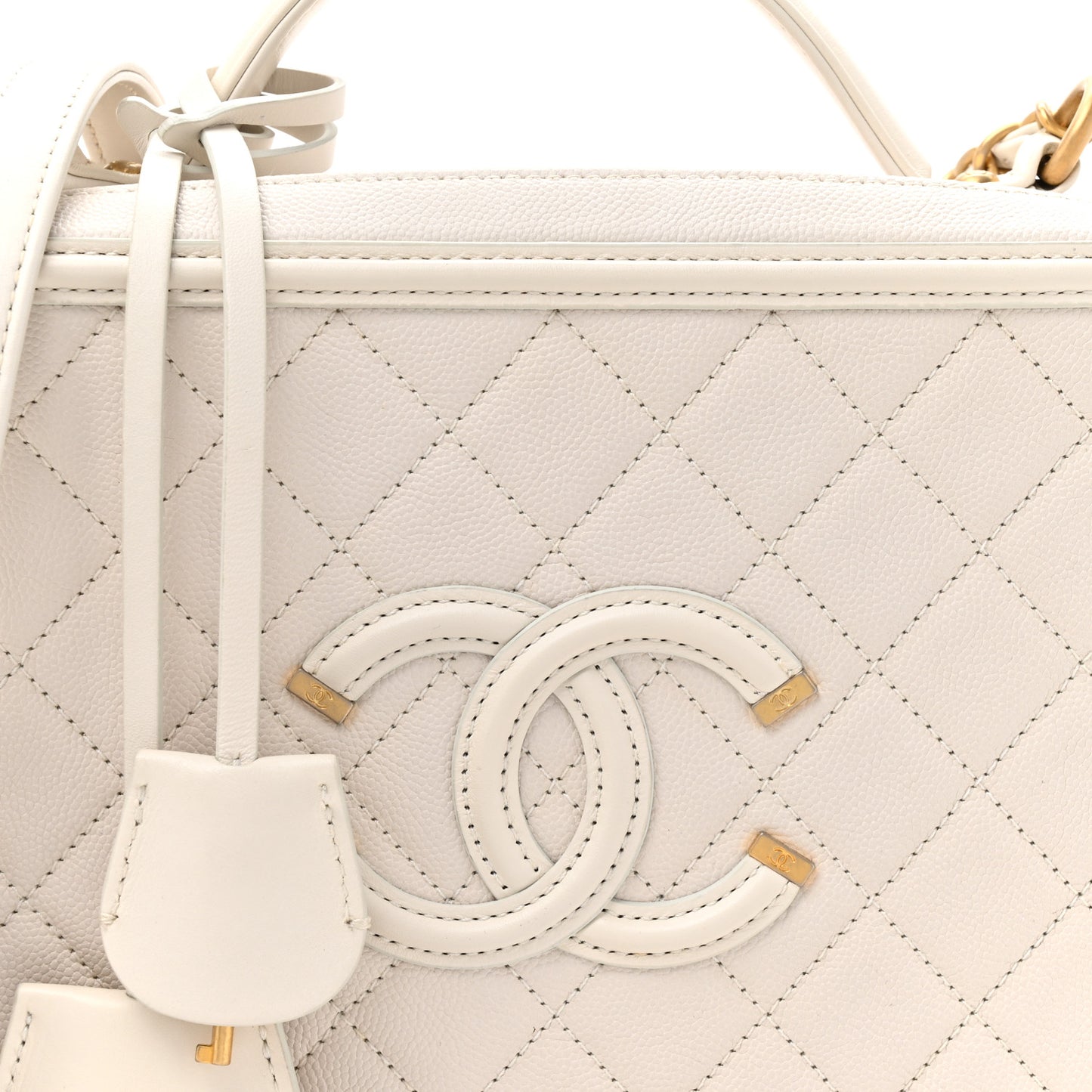 Caviar Quilted Large CC Filigree Vanity Case White