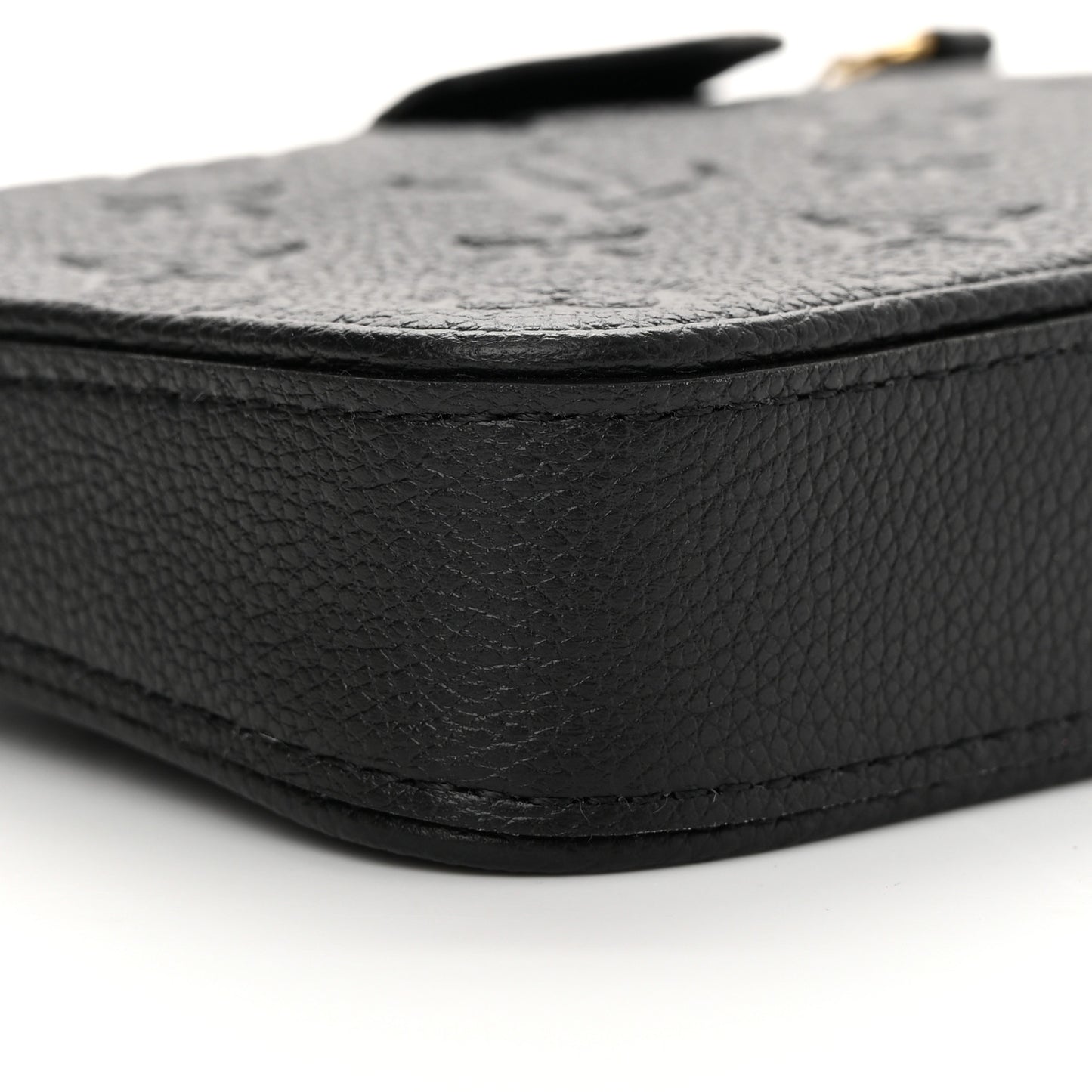 Empreinte Easy Pouch On Strap Black