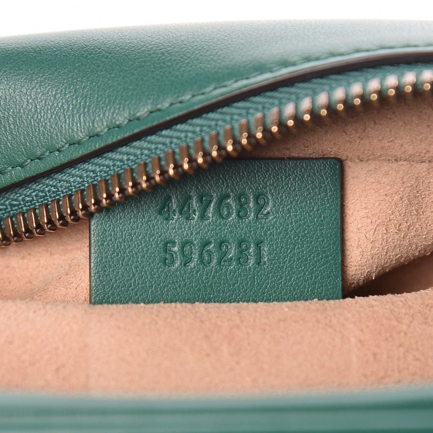 Calfskin Matelasse Small GG Marmont Chain Shoulder Bag Emerald Green