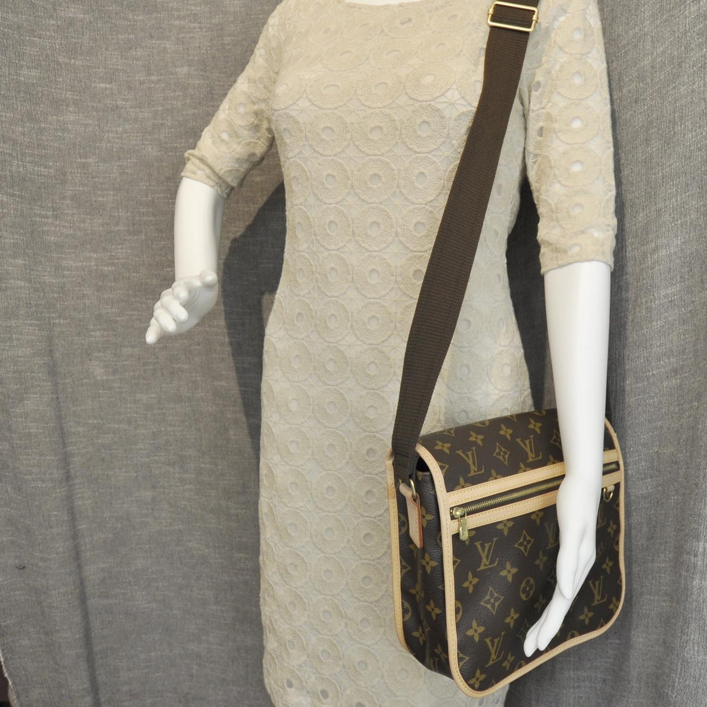 Monogram Bosphore PM Messenger