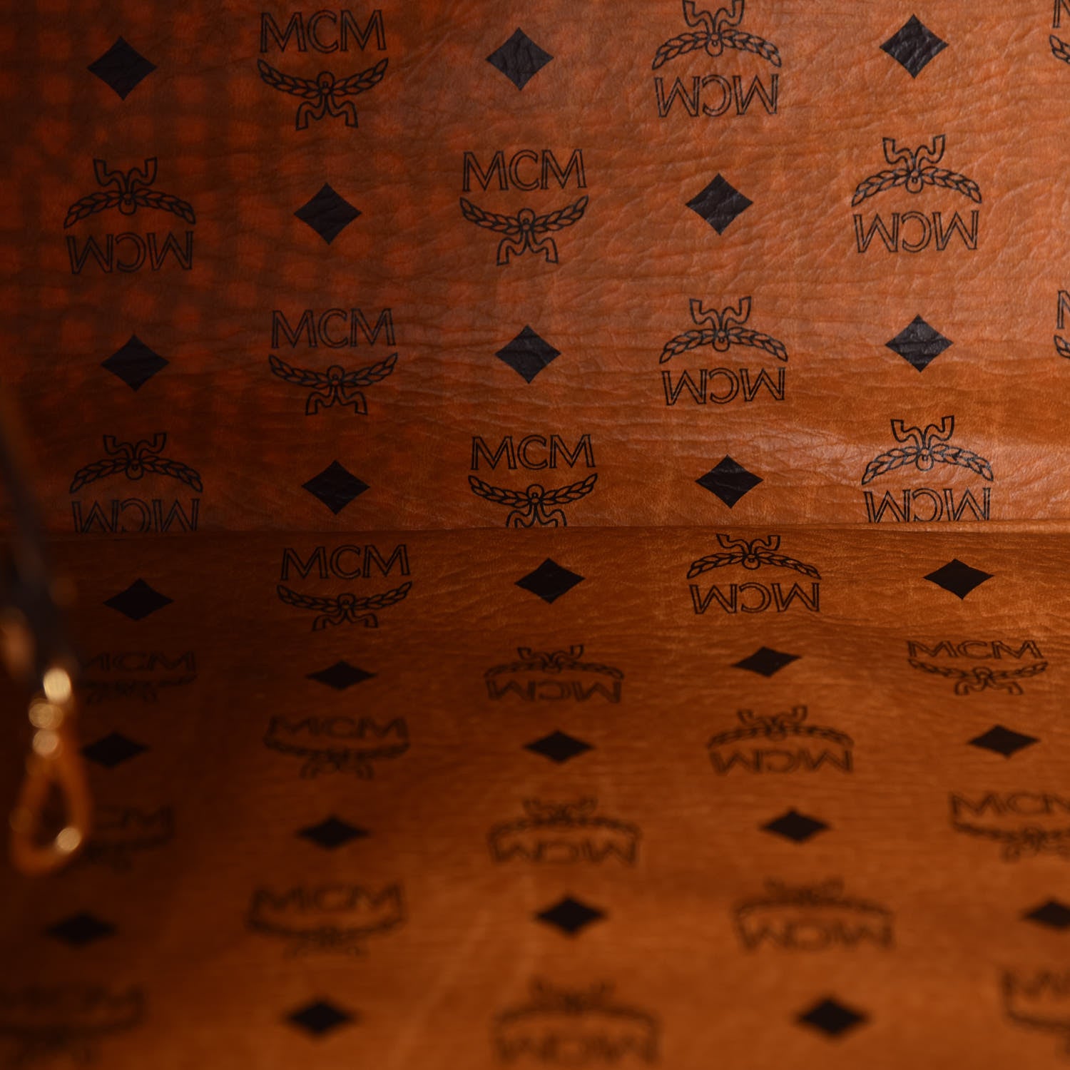 MCM Visetos Large Liz Reversible Shopper Tote Cognac 20 of 20