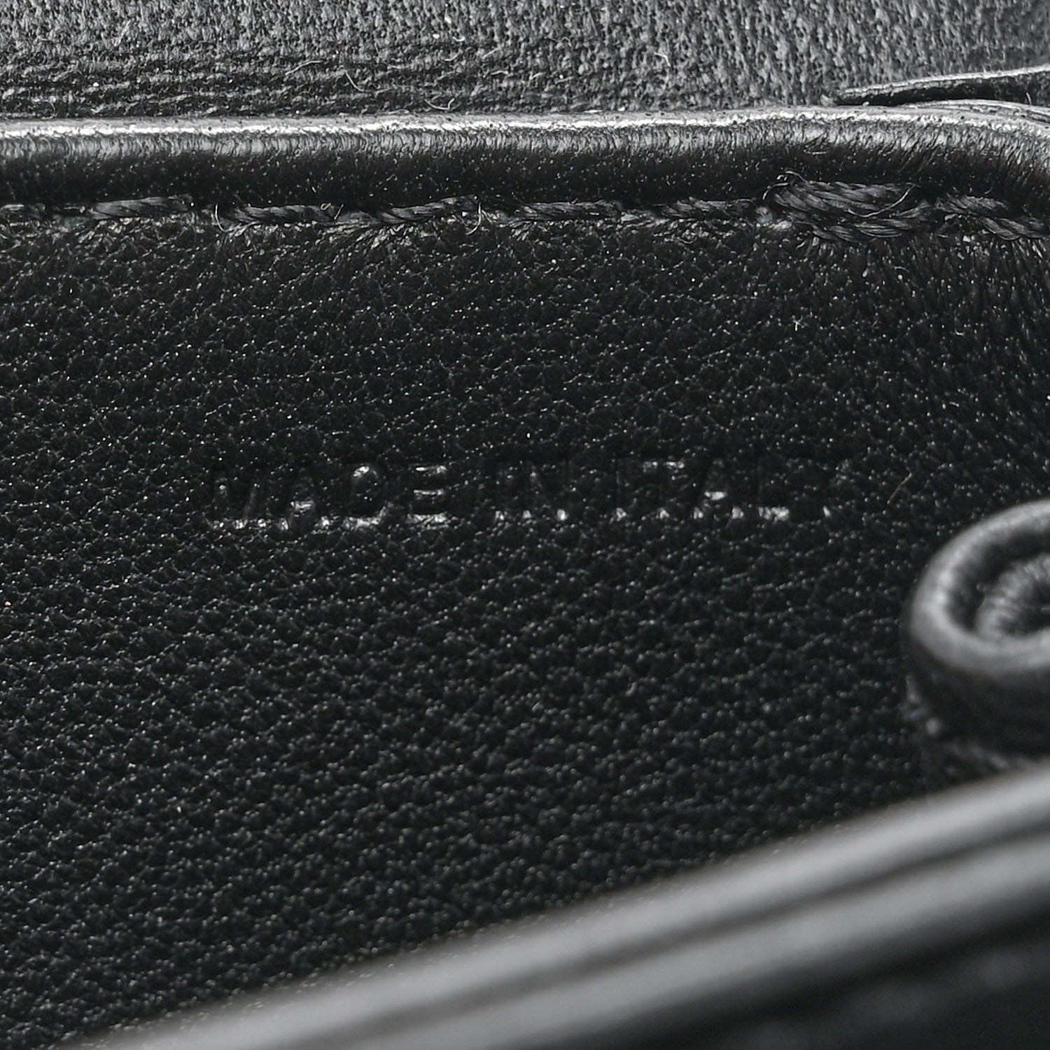 Valentino Garavani Nappa Micro One Stud Chain Bag Black 8 of 12