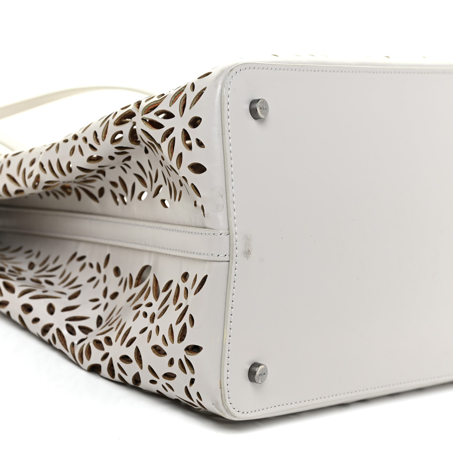 Alaia Calfskin Laser Cut Mina 32 Bag White 9 of 17