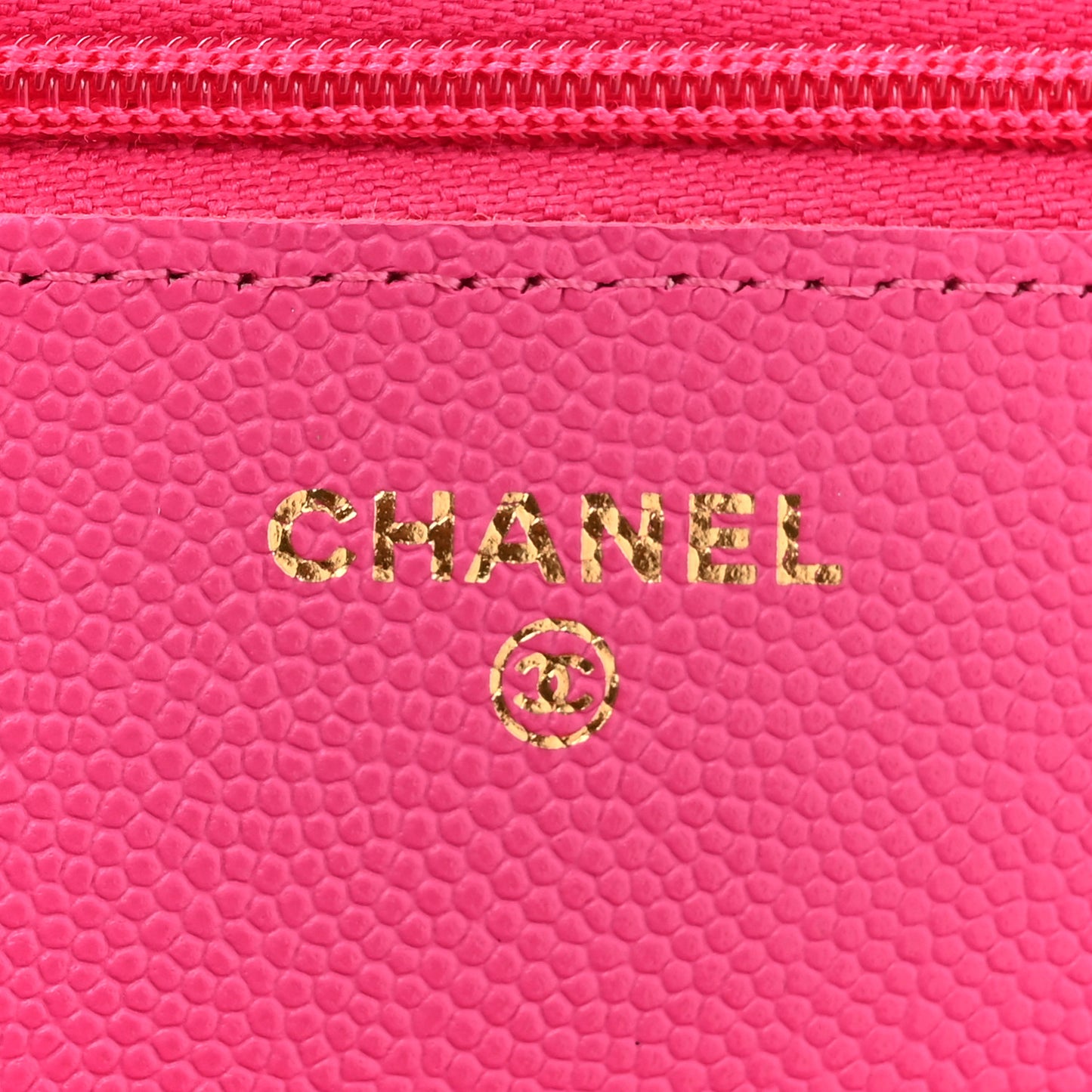 Caviar Quilted Wallet on Chain WOC Fuchsia