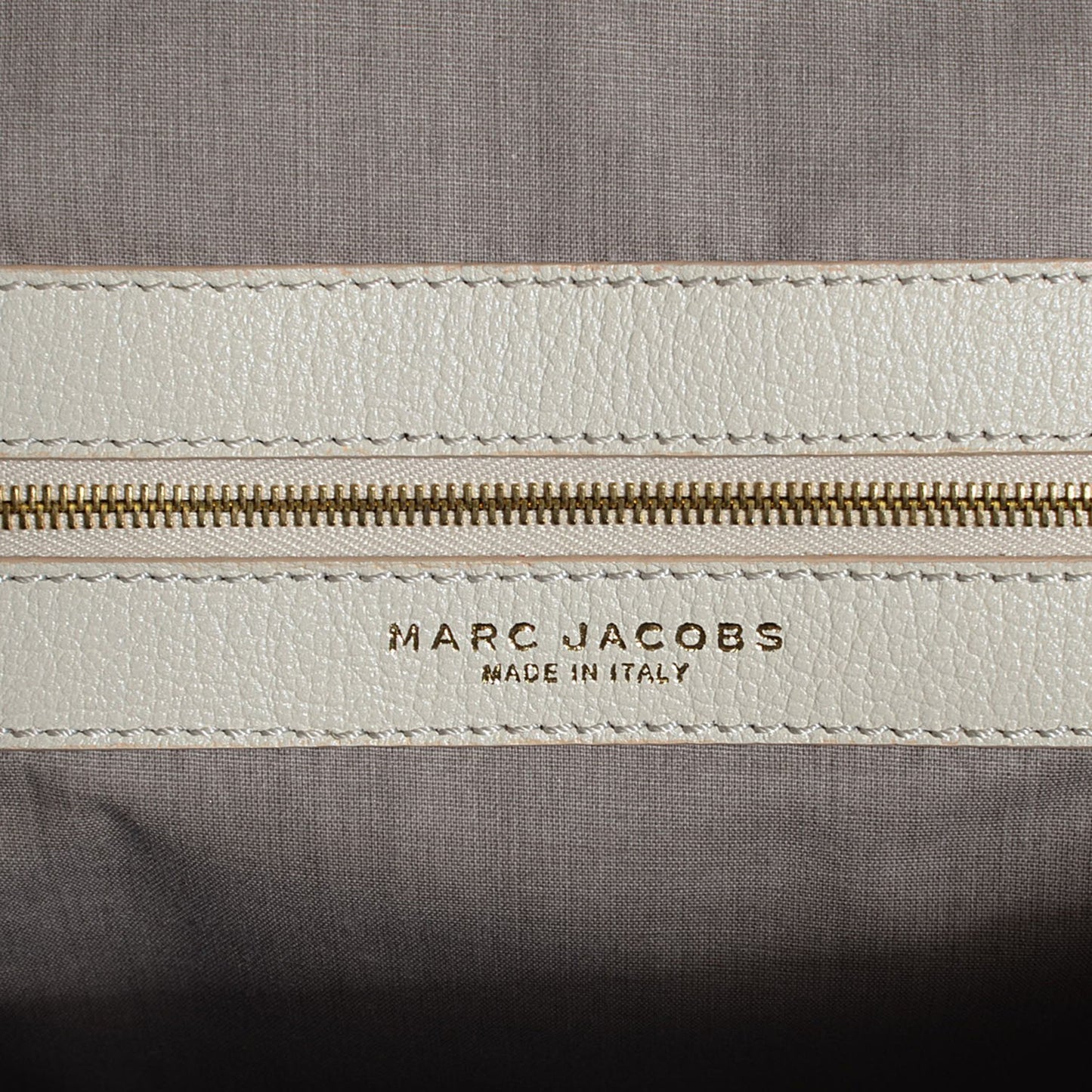 Calfskin Quilted Stam Milk
