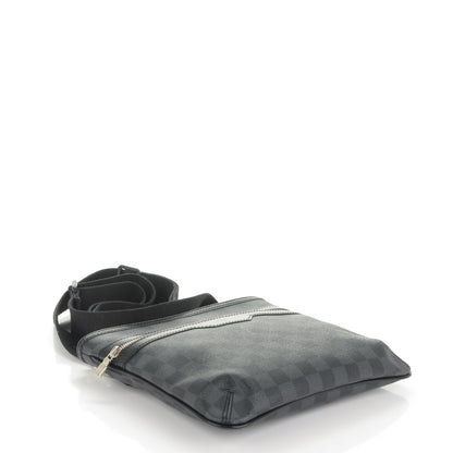 Louis Vuitton Damier Graphite Thomas 4 of 7
