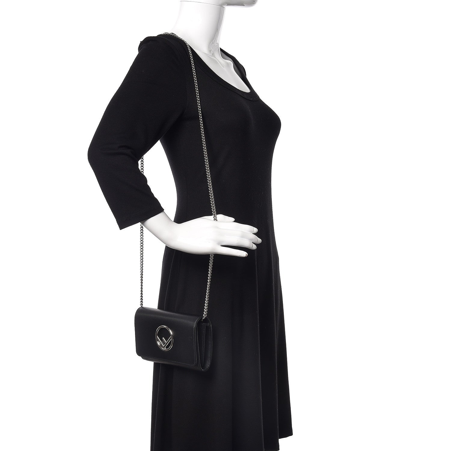Fendi Vitello Cruise F is Fendi Wallet on Chain Black 2 of 10