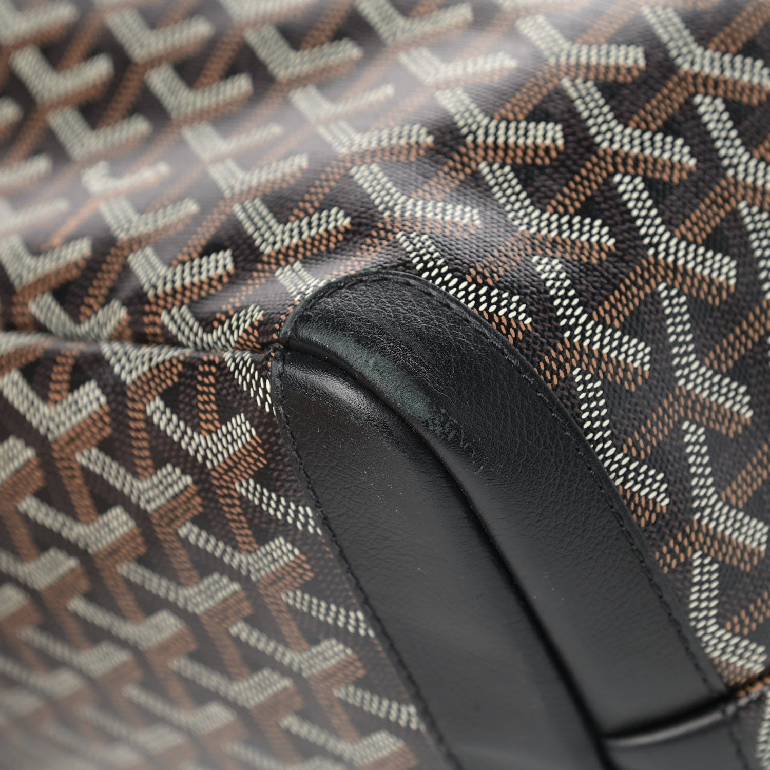 Goyard Goyardine Artois MM Black 6 of 13