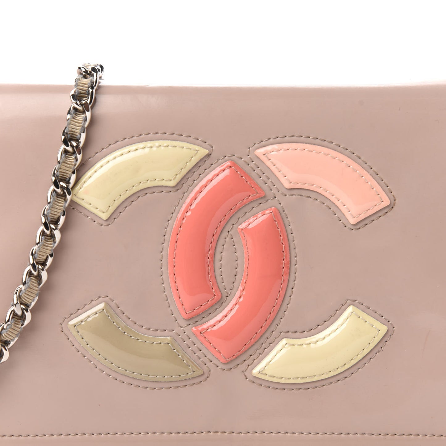 Vinyl Lipstick Wallet On Chain WOC Beige