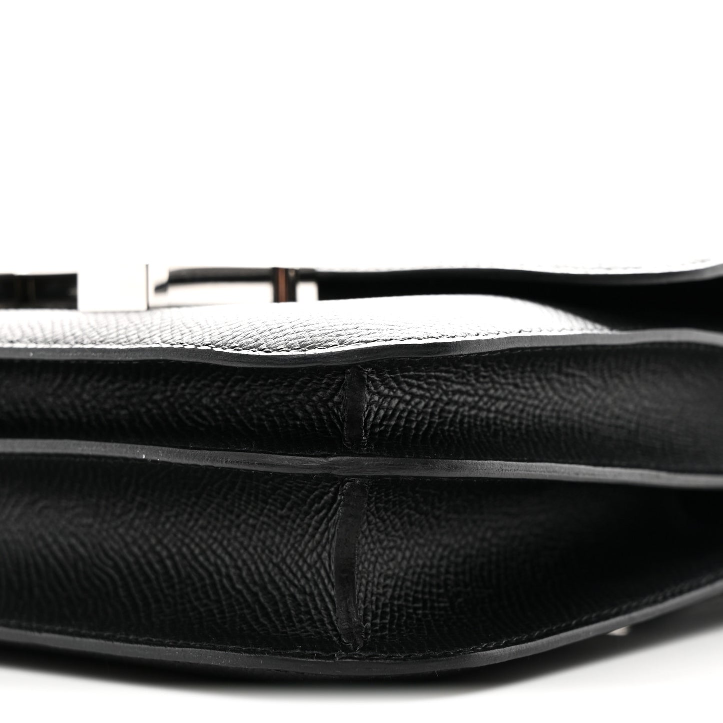Epsom Constance 18 Black