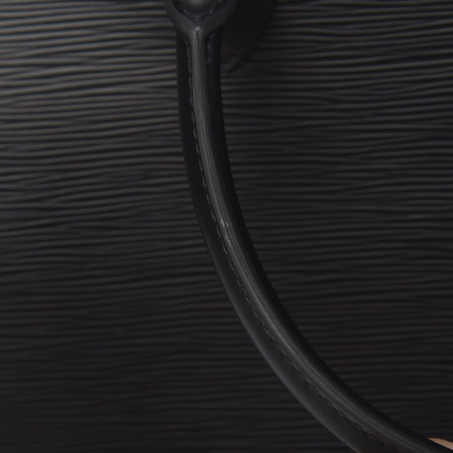 Epi Pont-Neuf GM Black