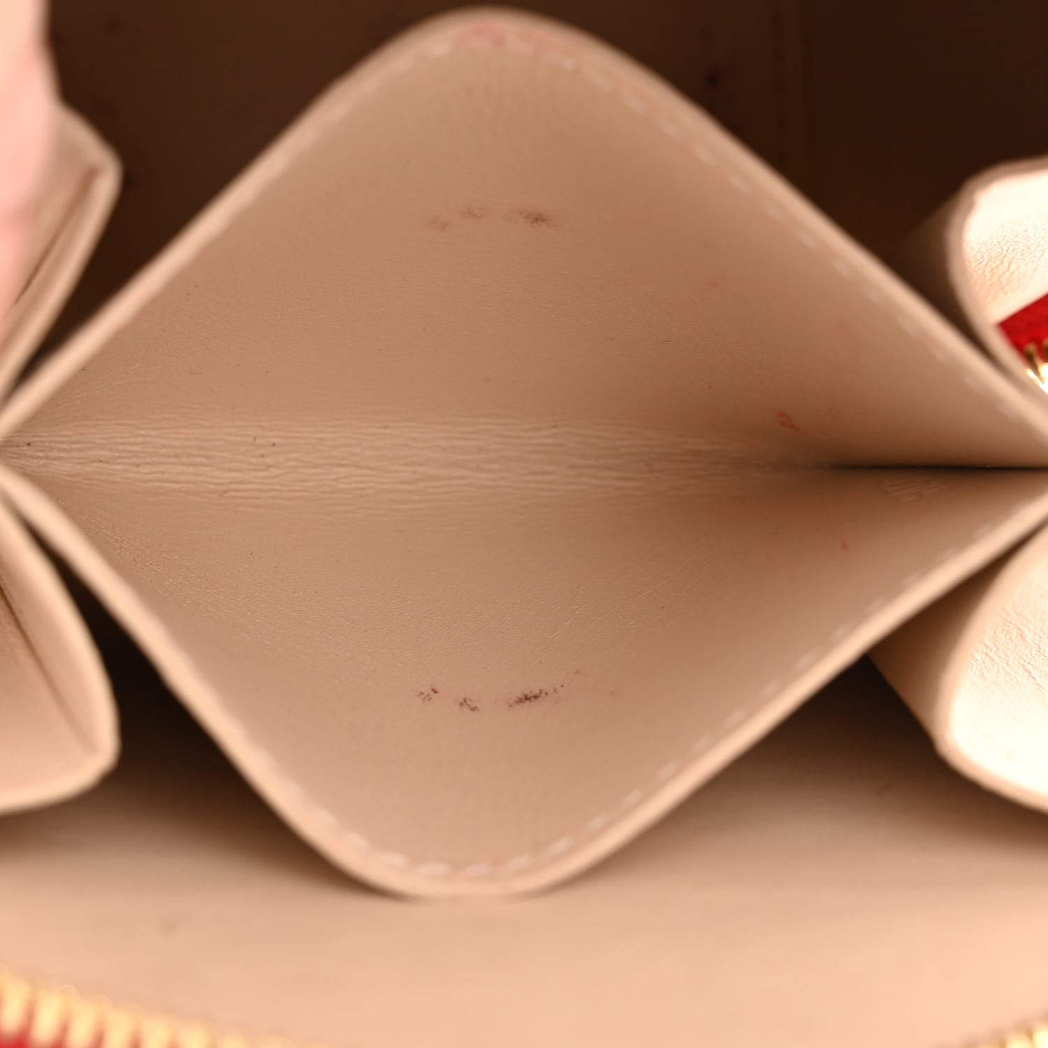 Louis Vuitton Vernis Mini Boite Chapeau Souple Red 8 of 12