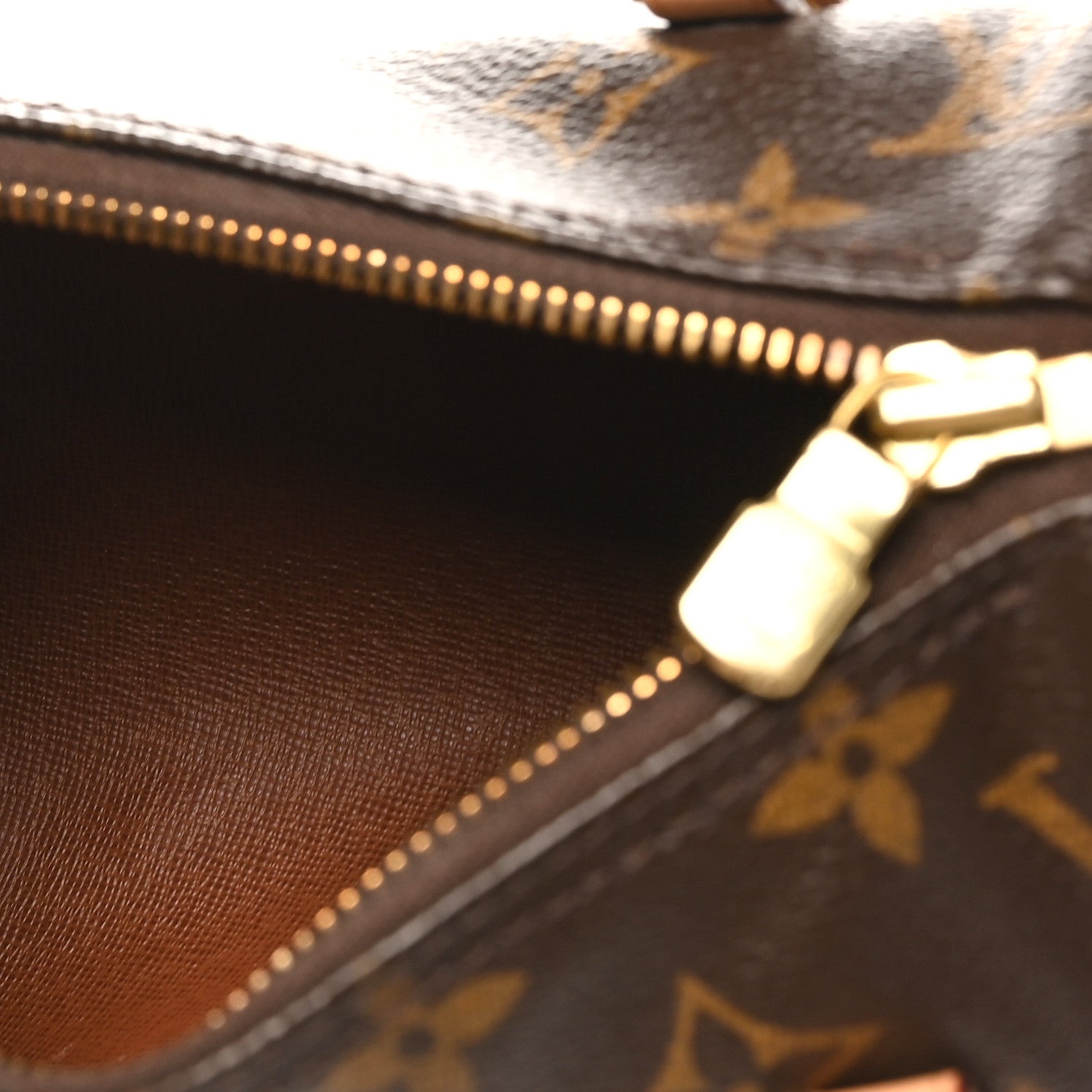 Louis Vuitton Monogram Papillon 19 5 of 8
