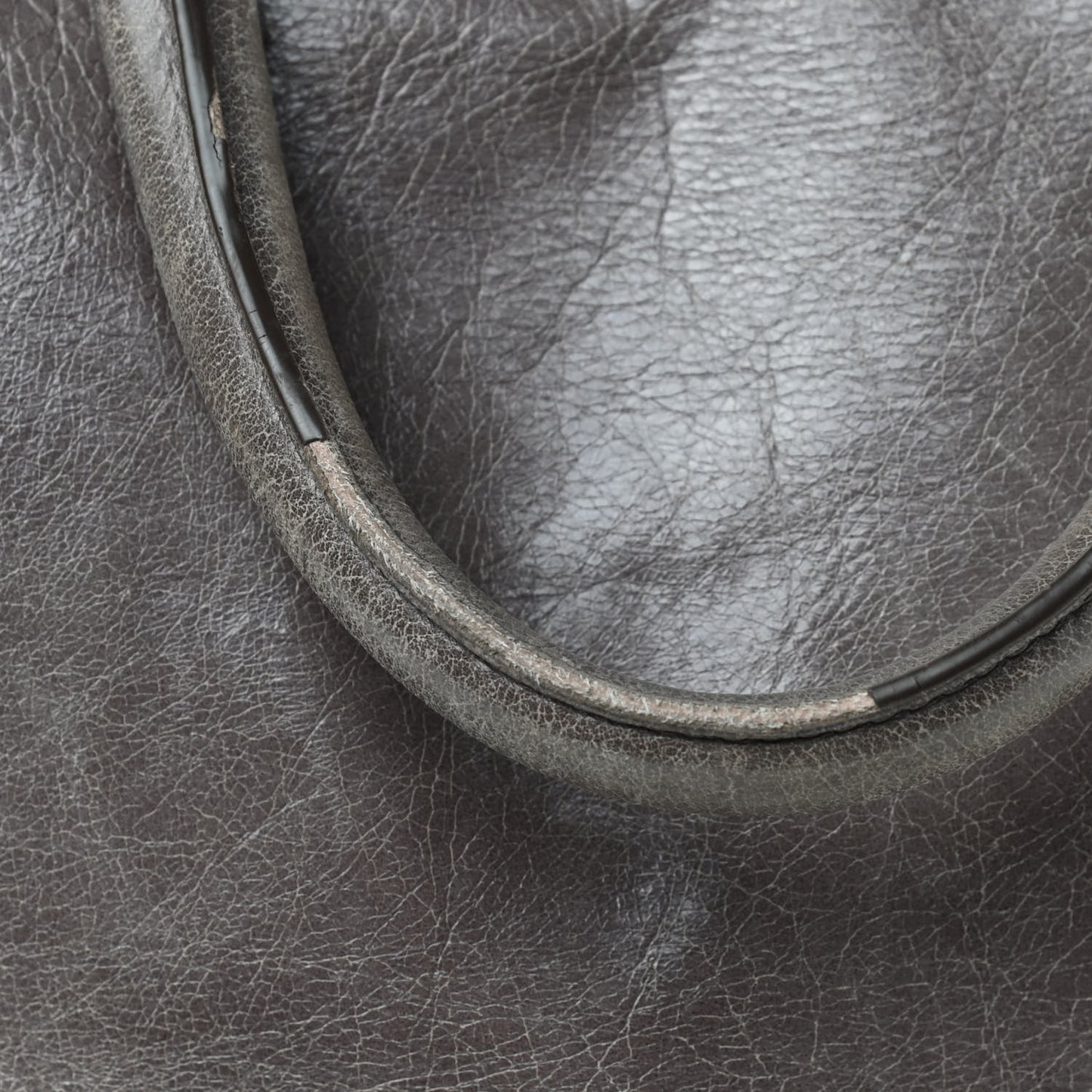 Vitello Shine Top Handle Bag Fumo