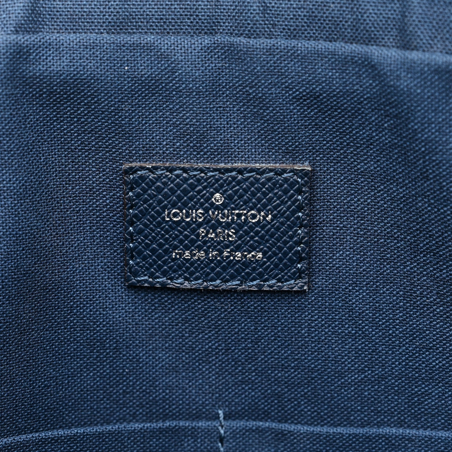 Louis Vuitton Taiga Porte-Documents Business MM Ocean 7 of 13