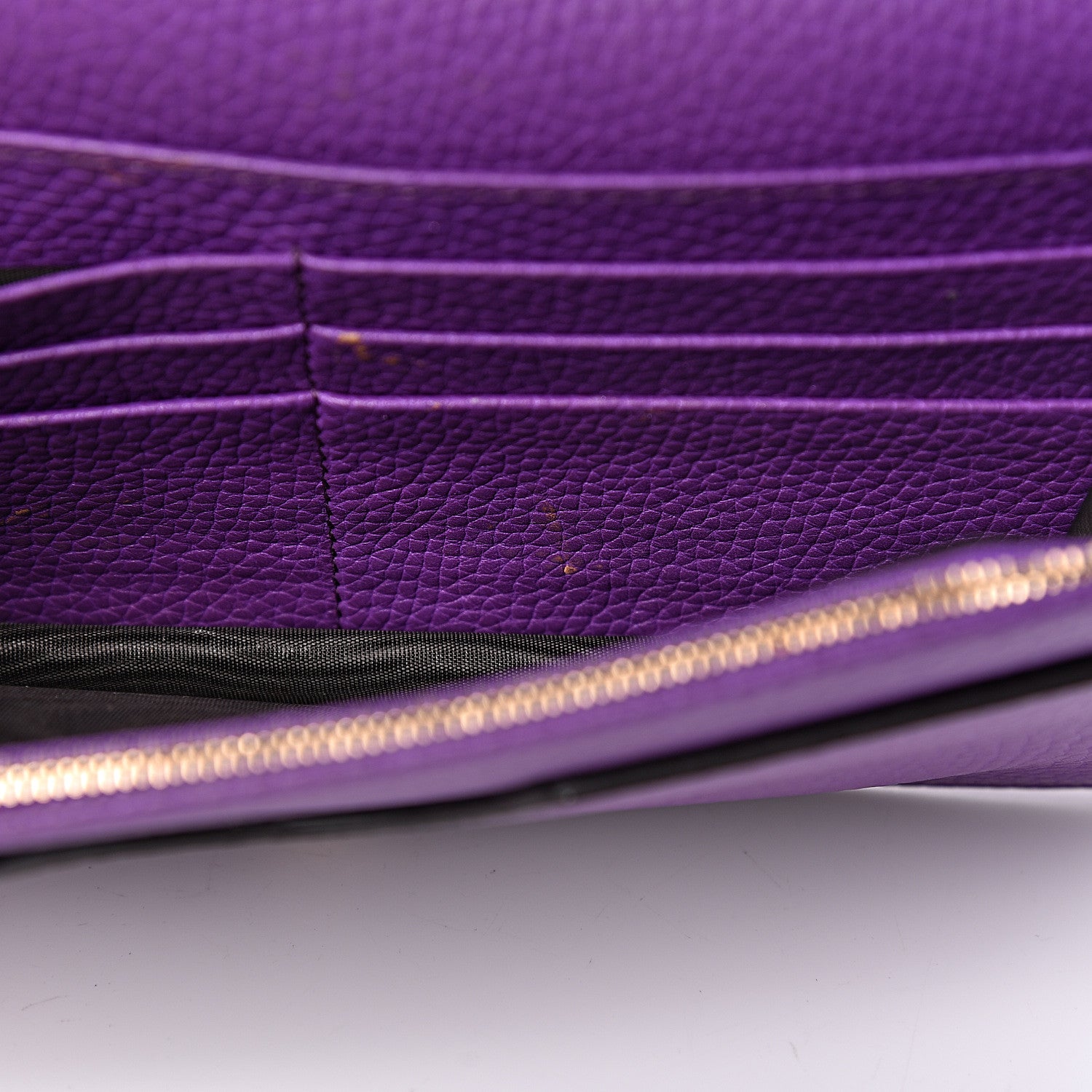 Gucci Pebbled Calfskin Soho Wallet on Chain Shine Purple 11 of 16