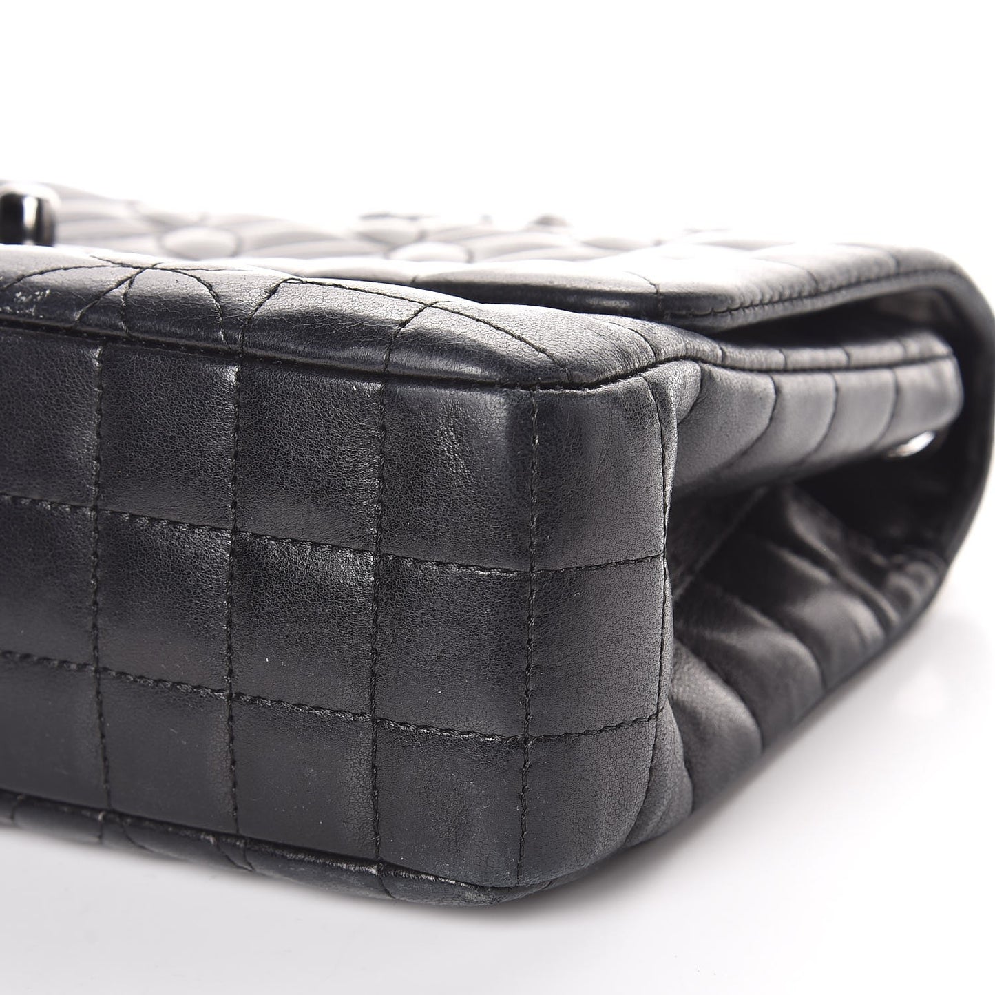 Lambskin Lady Graphic Flap Black