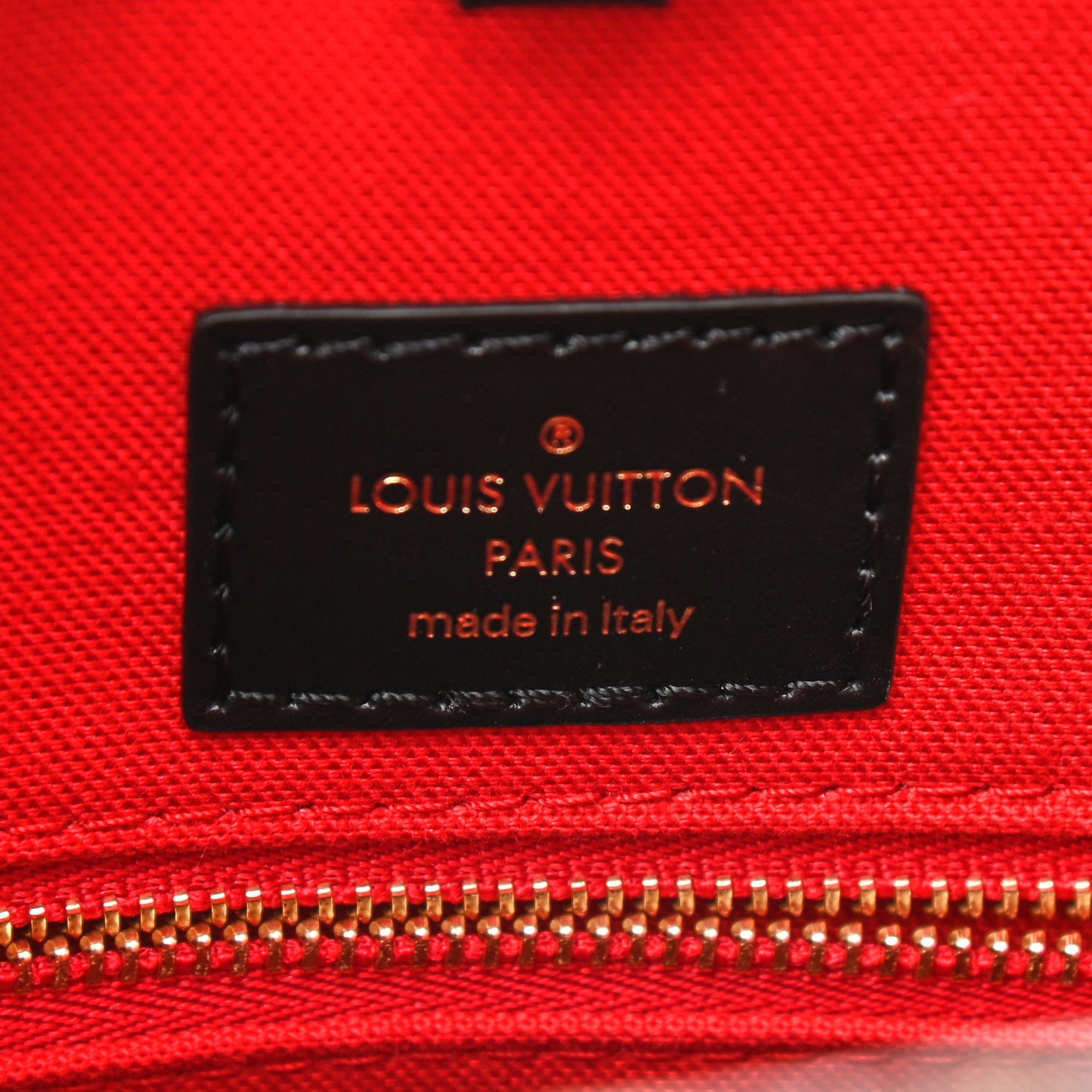 Reverse Monogram Giant Onthego MM