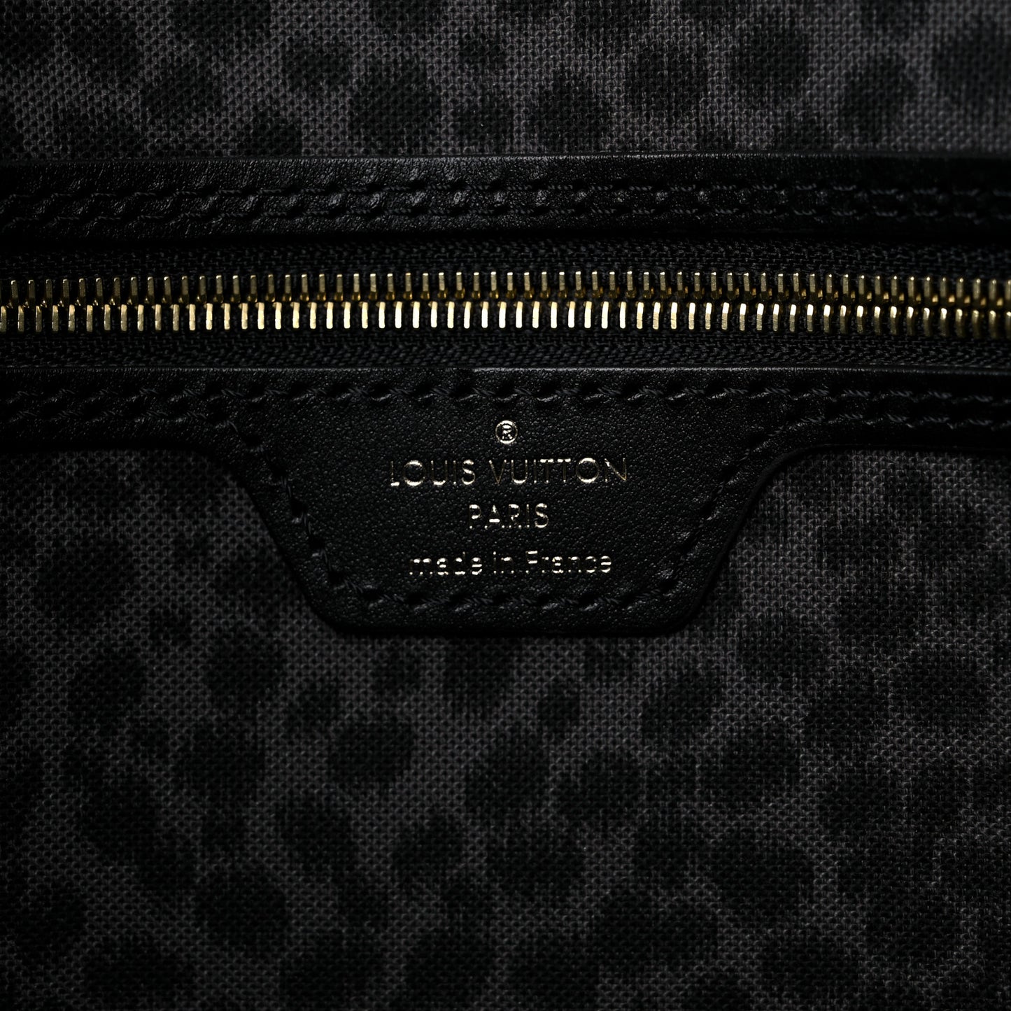Monogram Giant Wild At Heart Neverfull MM Black