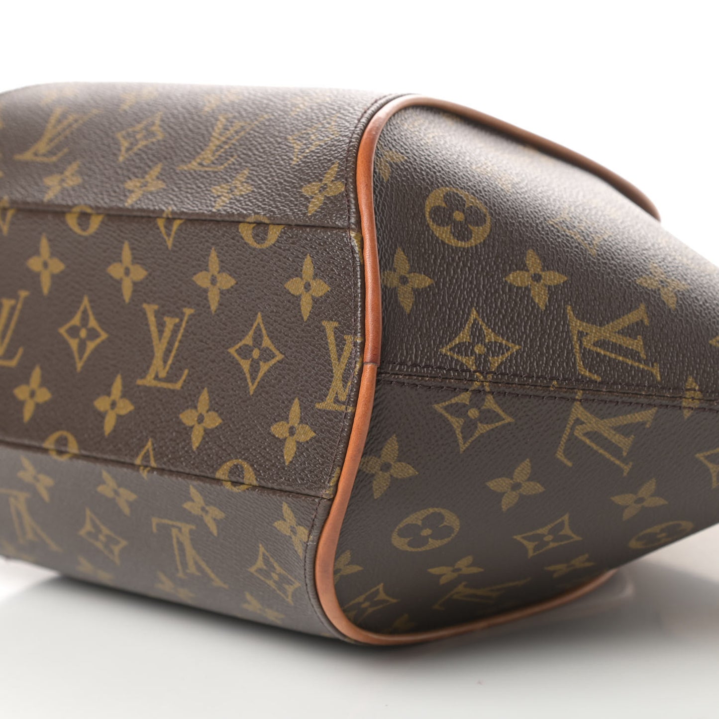 Monogram Ellipse MM