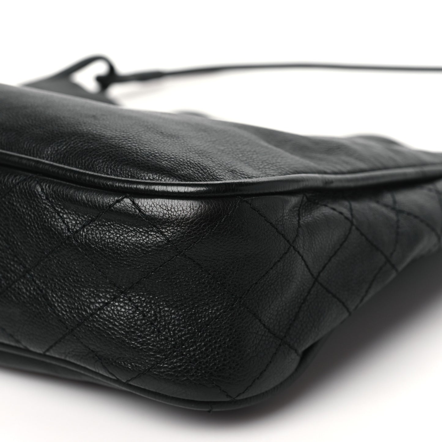 Calfskin Coco Curve Tote Black