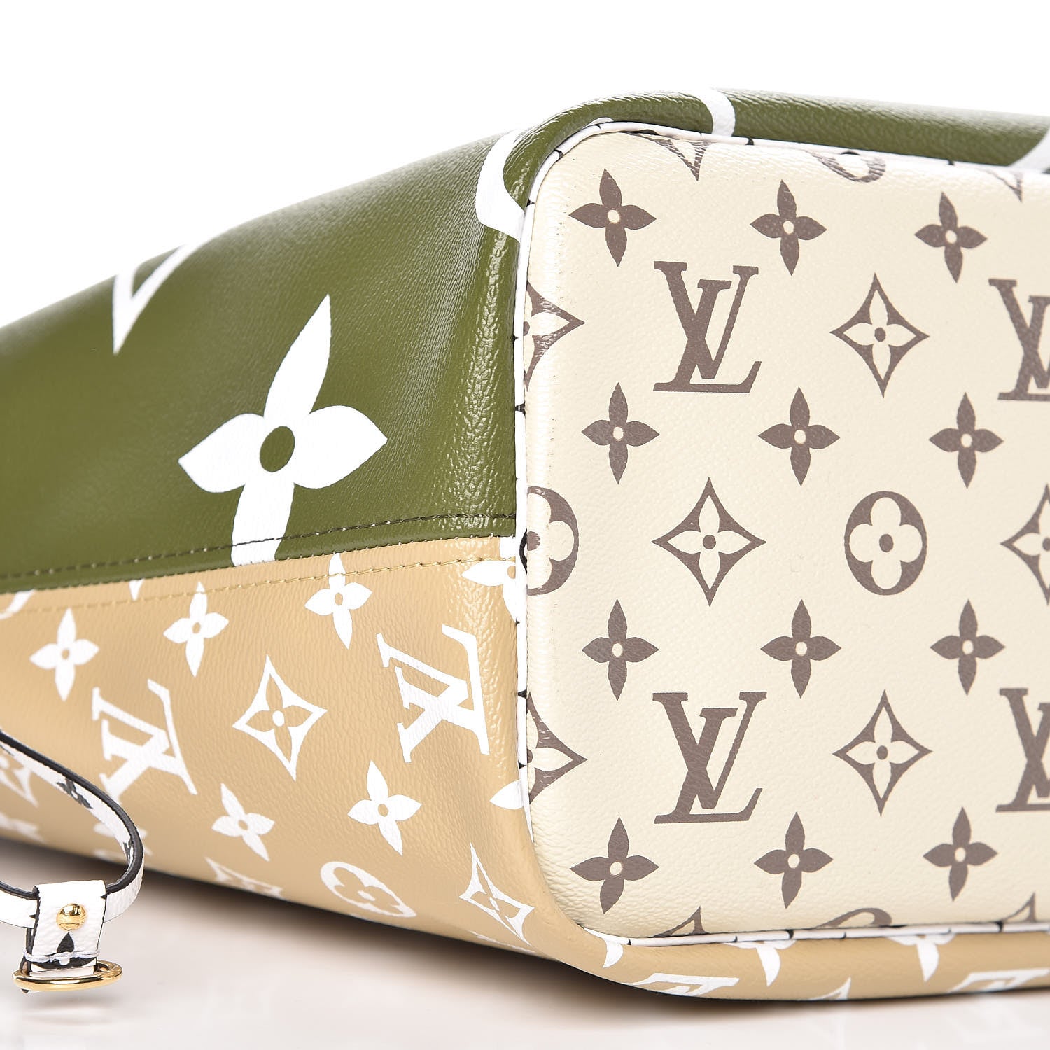 Louis Vuitton Monogram Giant Neverfull MM Kaki 9 of 10