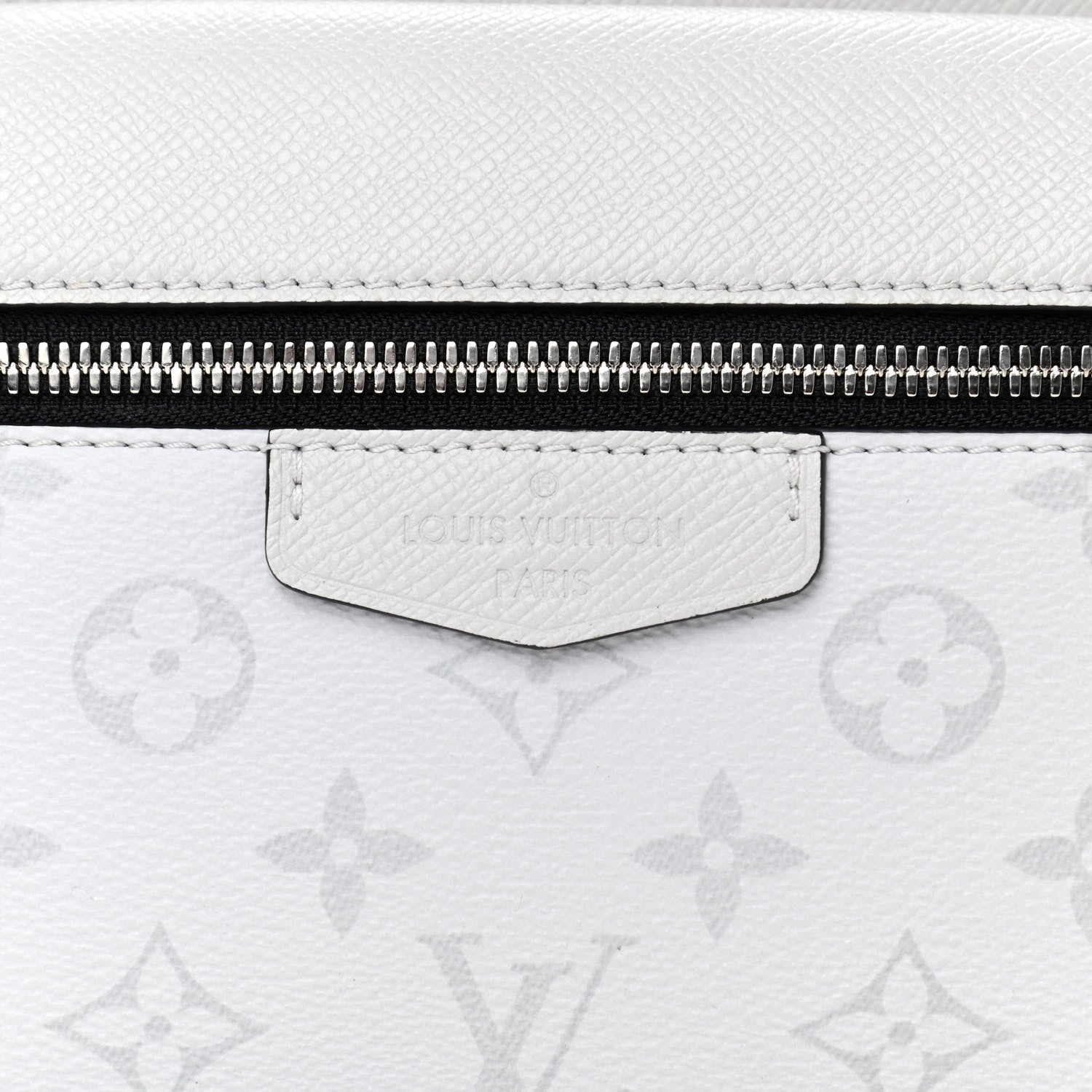 Louis Vuitton Taiga Monogram Outdoor Messenger White 6 of 8
