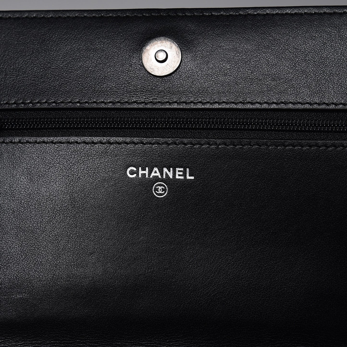 Caviar Chevron Quilted Boy Wallet on Chain WOC Black